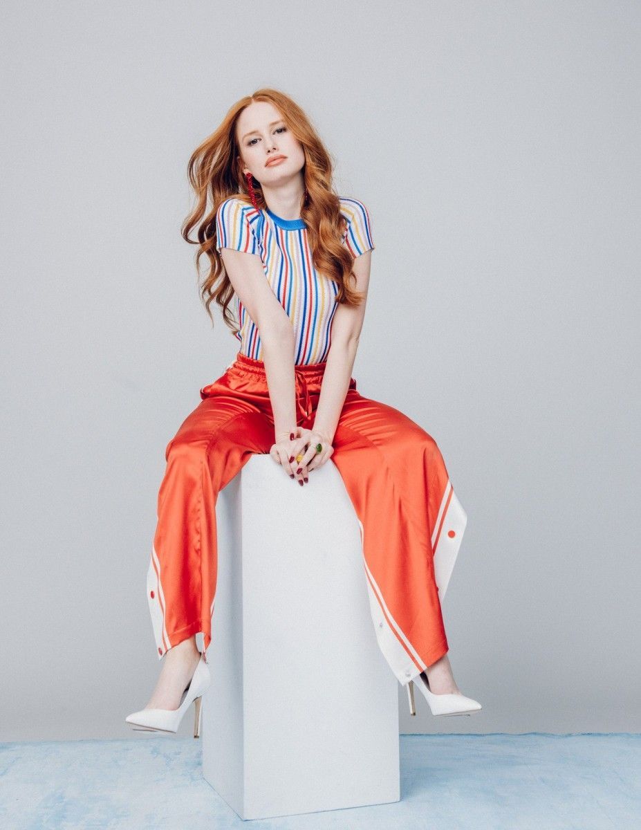 Cute Madelaine Petsch Wallpapers