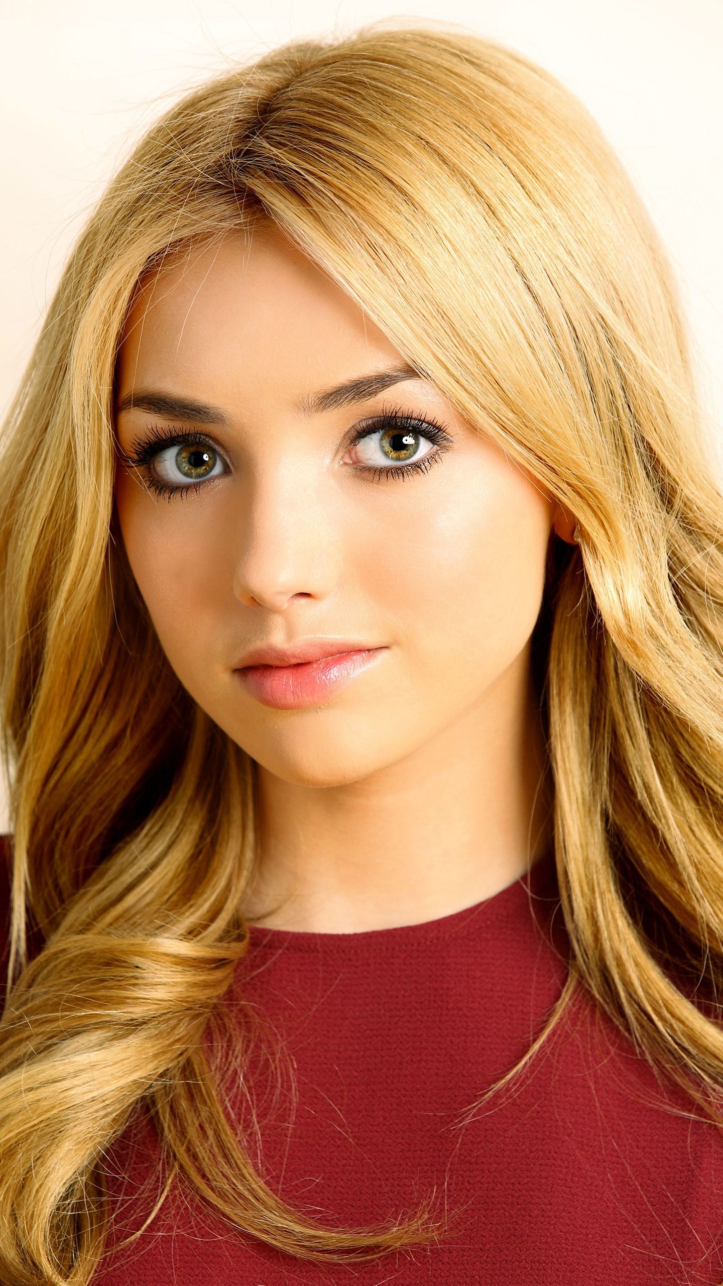 Cute Peyton List Wallpapers