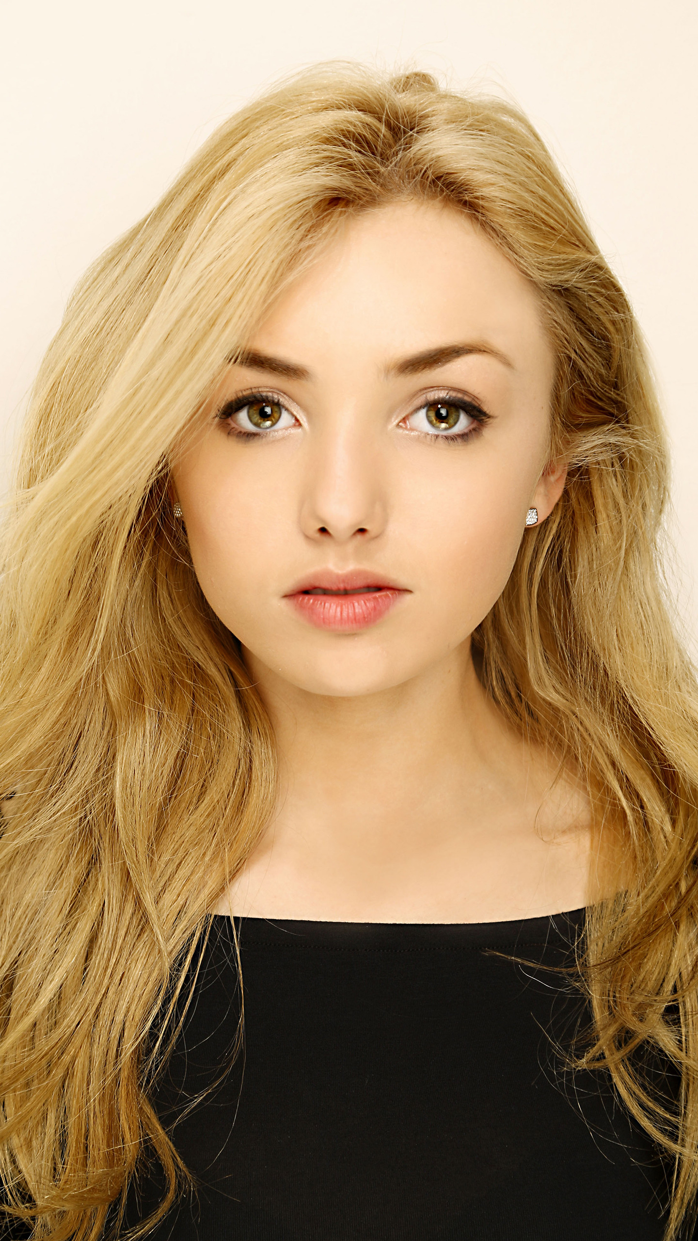 Cute Peyton List Wallpapers