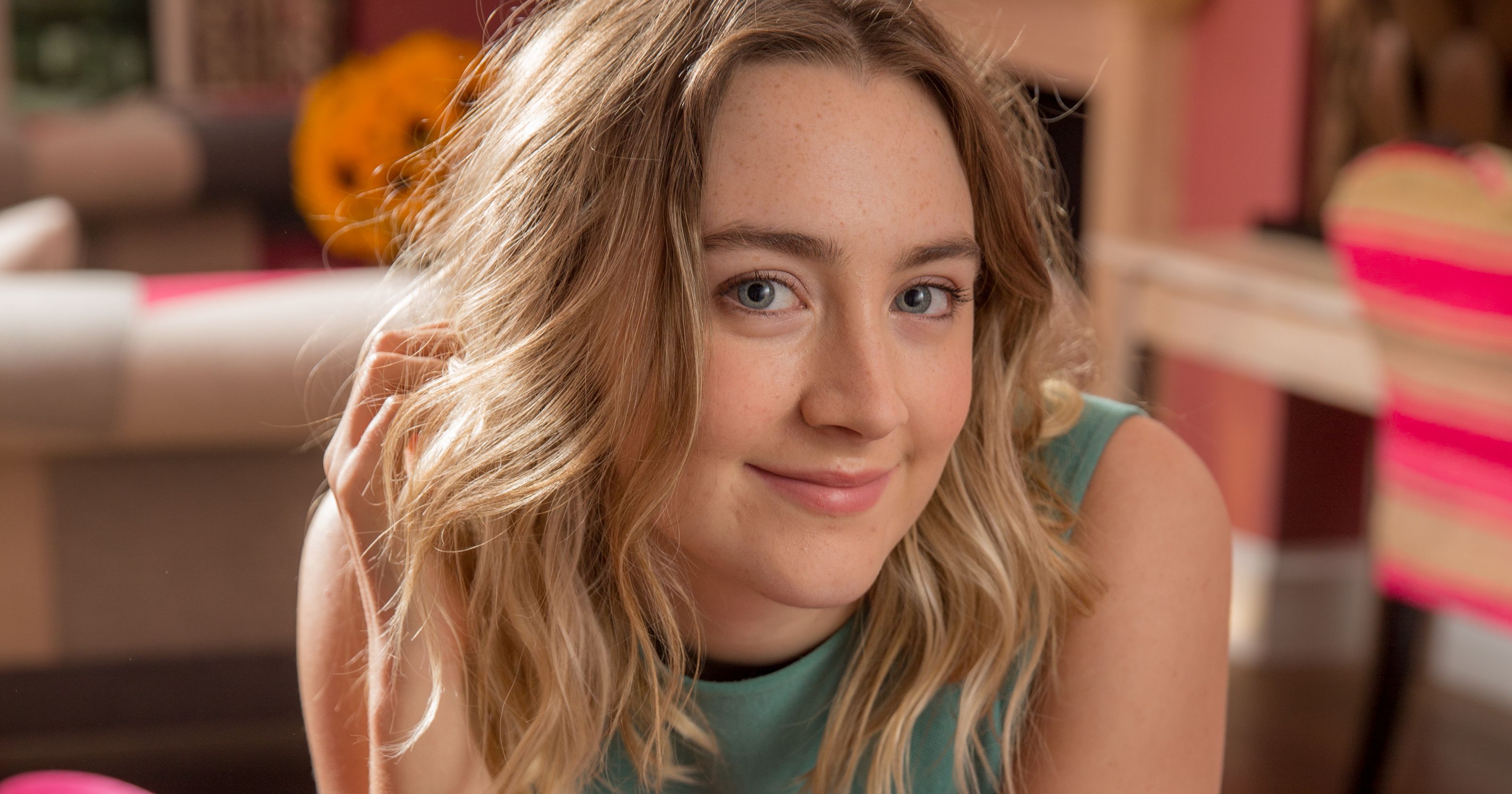 Cute Saoirse Ronan Wallpapers