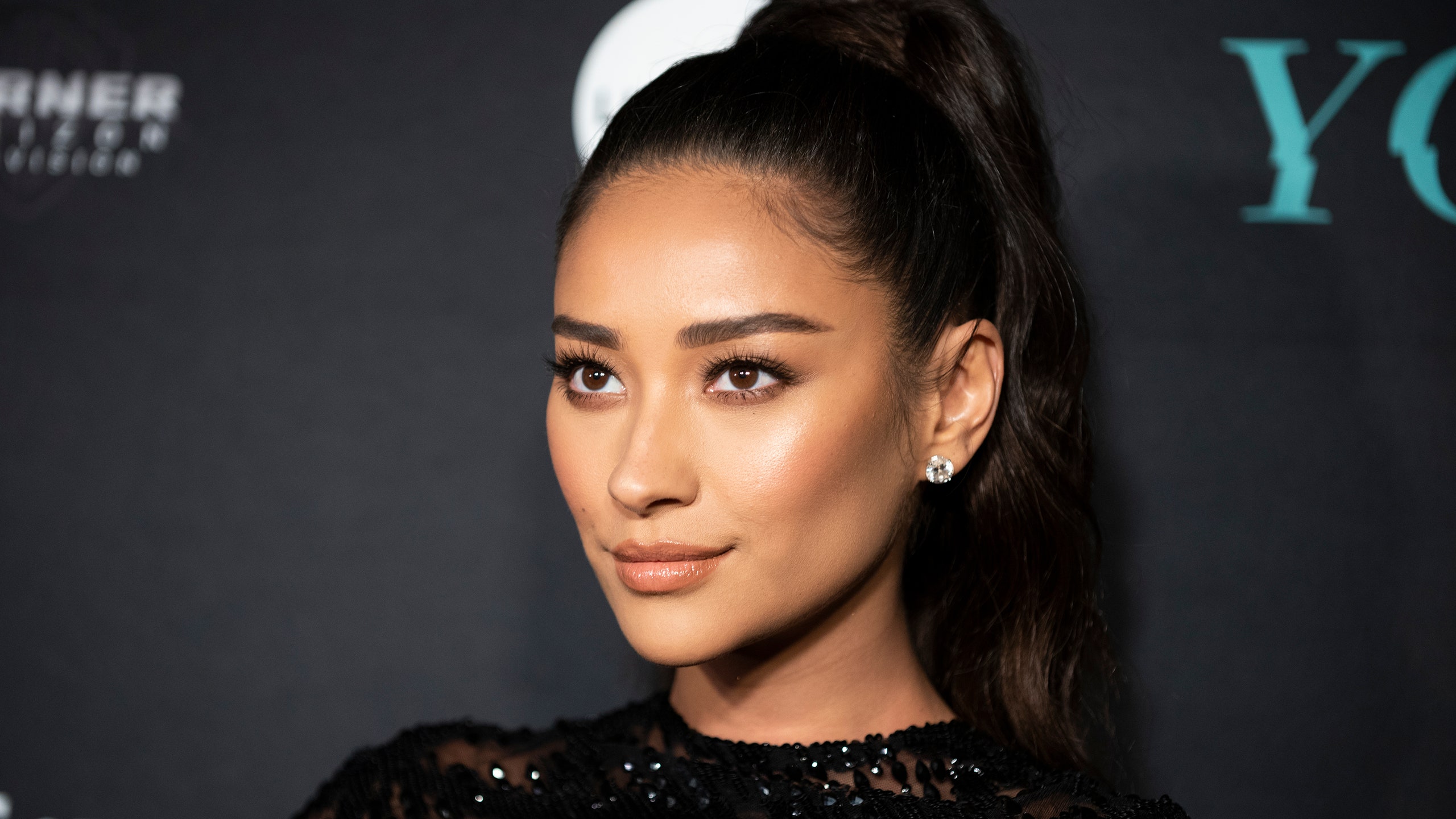 Cute Shay Mitchell 2018 Wallpapers