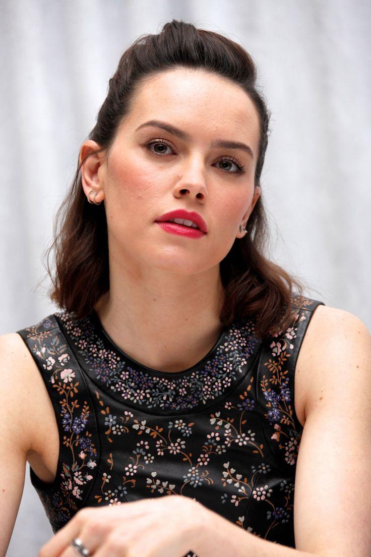 Daisy Ridley 2017 Wallpapers