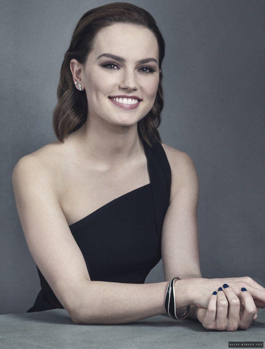 Daisy Ridley 2017 Wallpapers