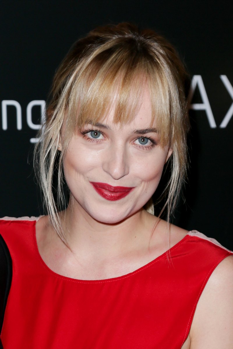 Dakota Johnson Face Close Up Wallpapers