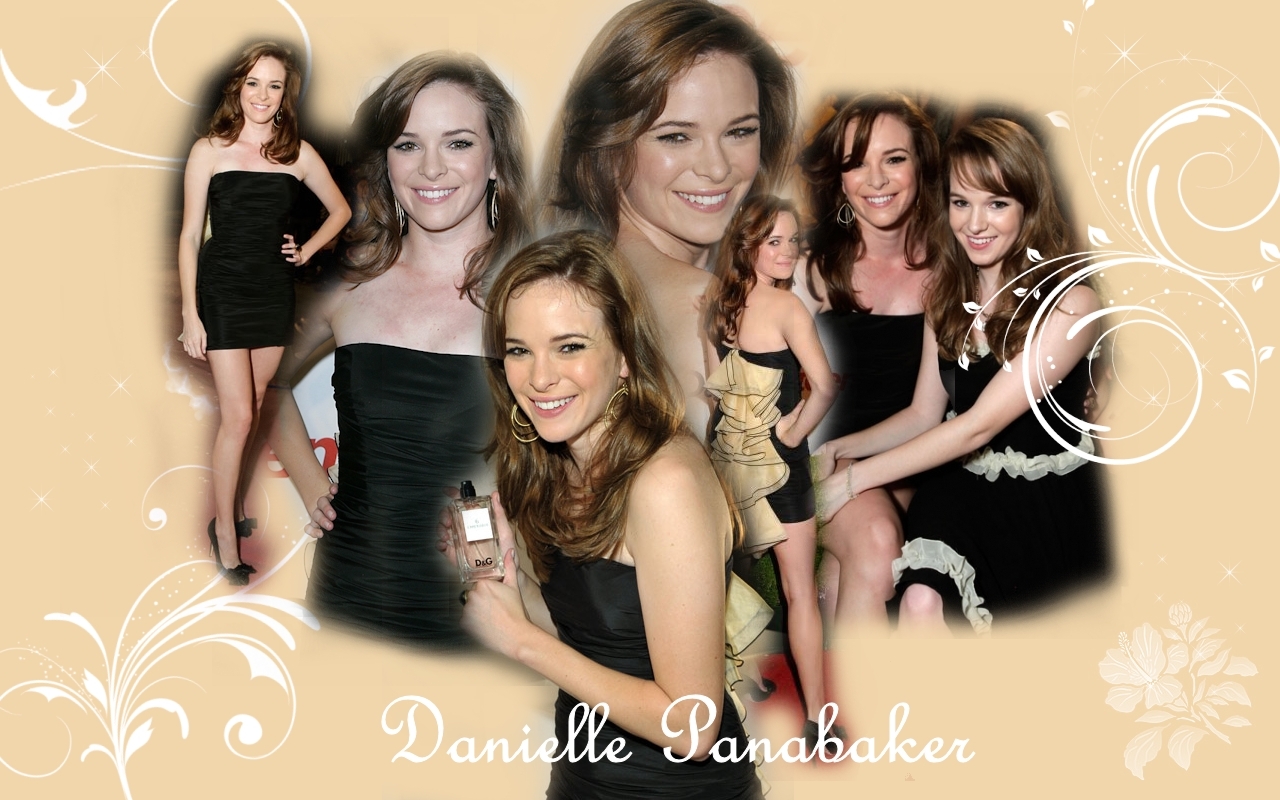 Danielle Panabaker Wallpapers