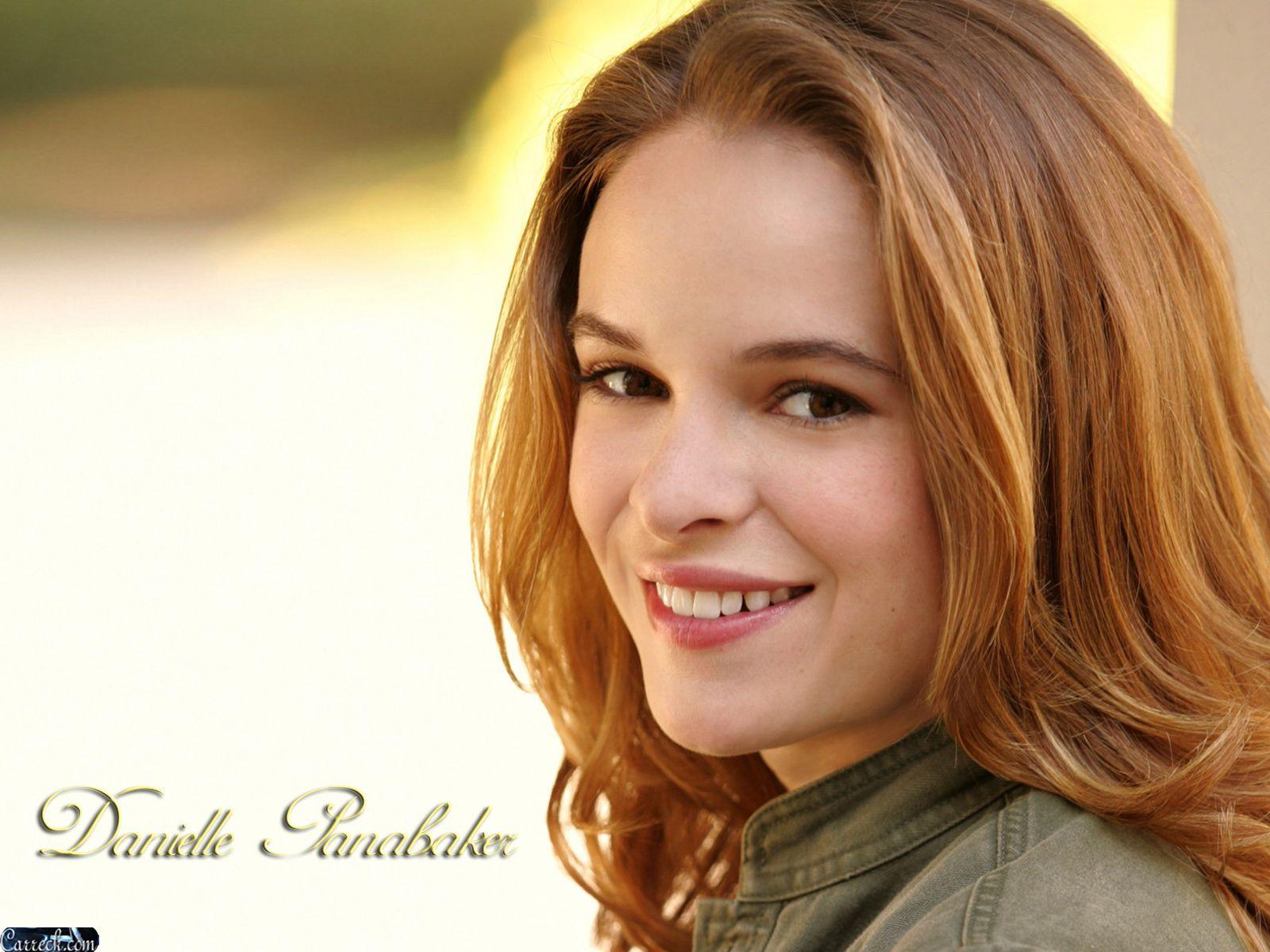 Danielle Panabaker Cute Wallpapers