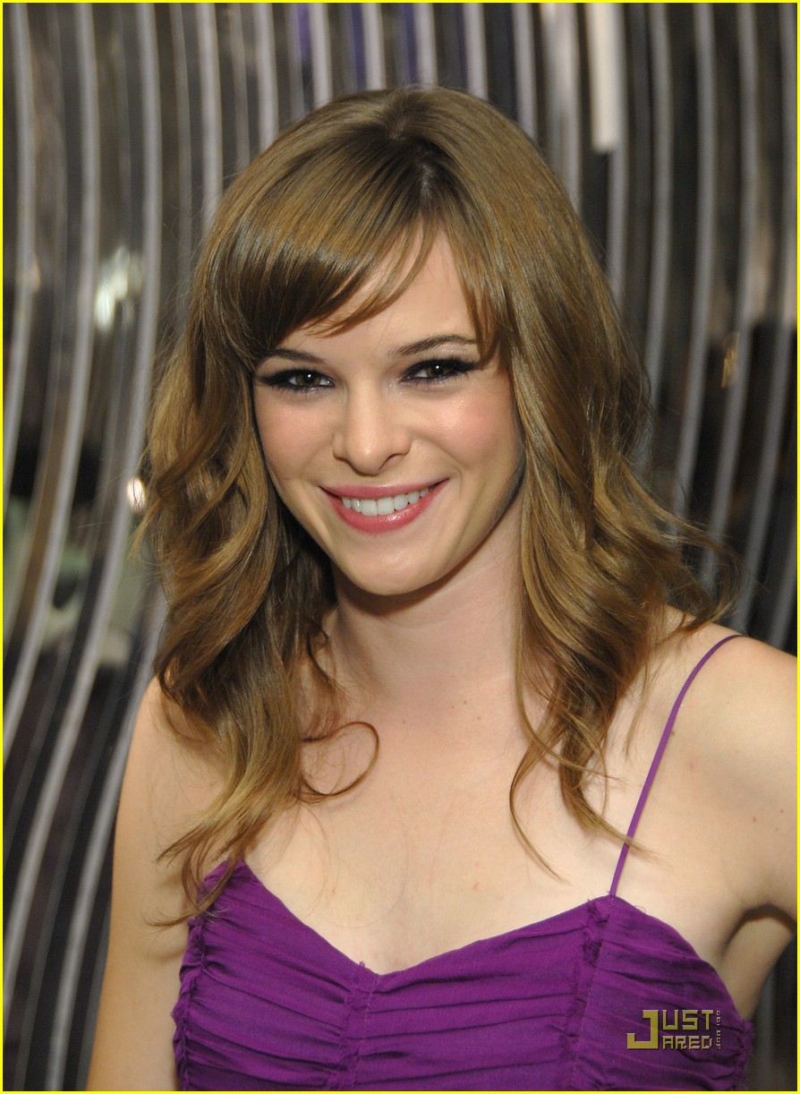 Danielle Panabaker Cute Wallpapers