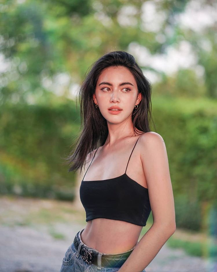 Davika Hoorne Thailand Actress Model Wallpapers