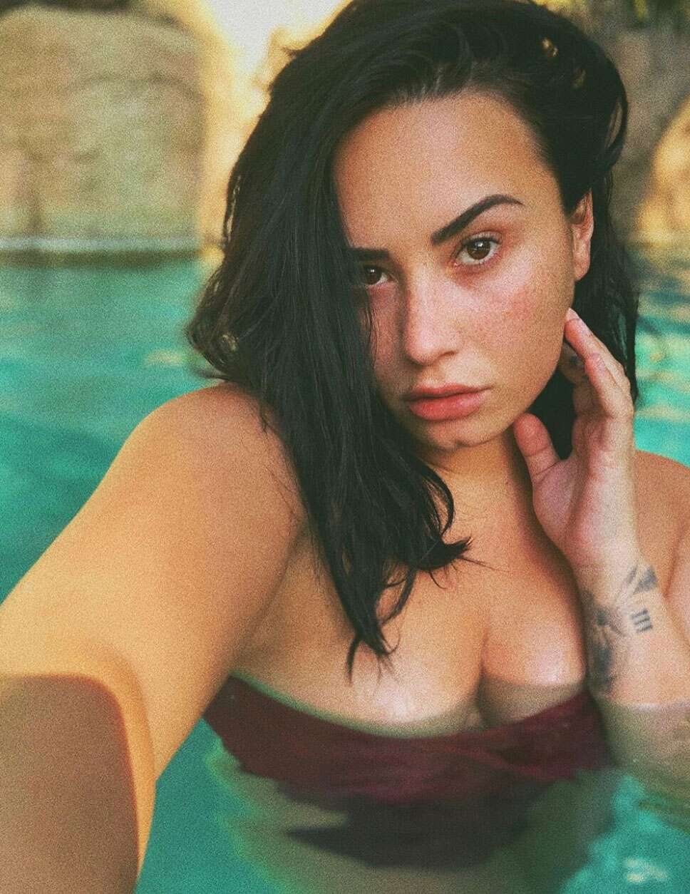 Demi Lovato Swimsuit Photoshoot Wallpapers