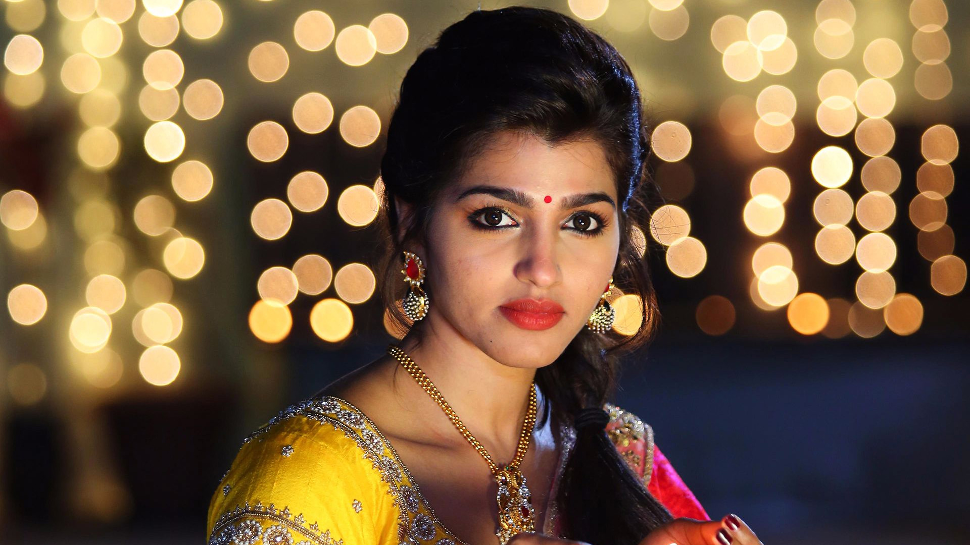 Dhansika Wallpapers