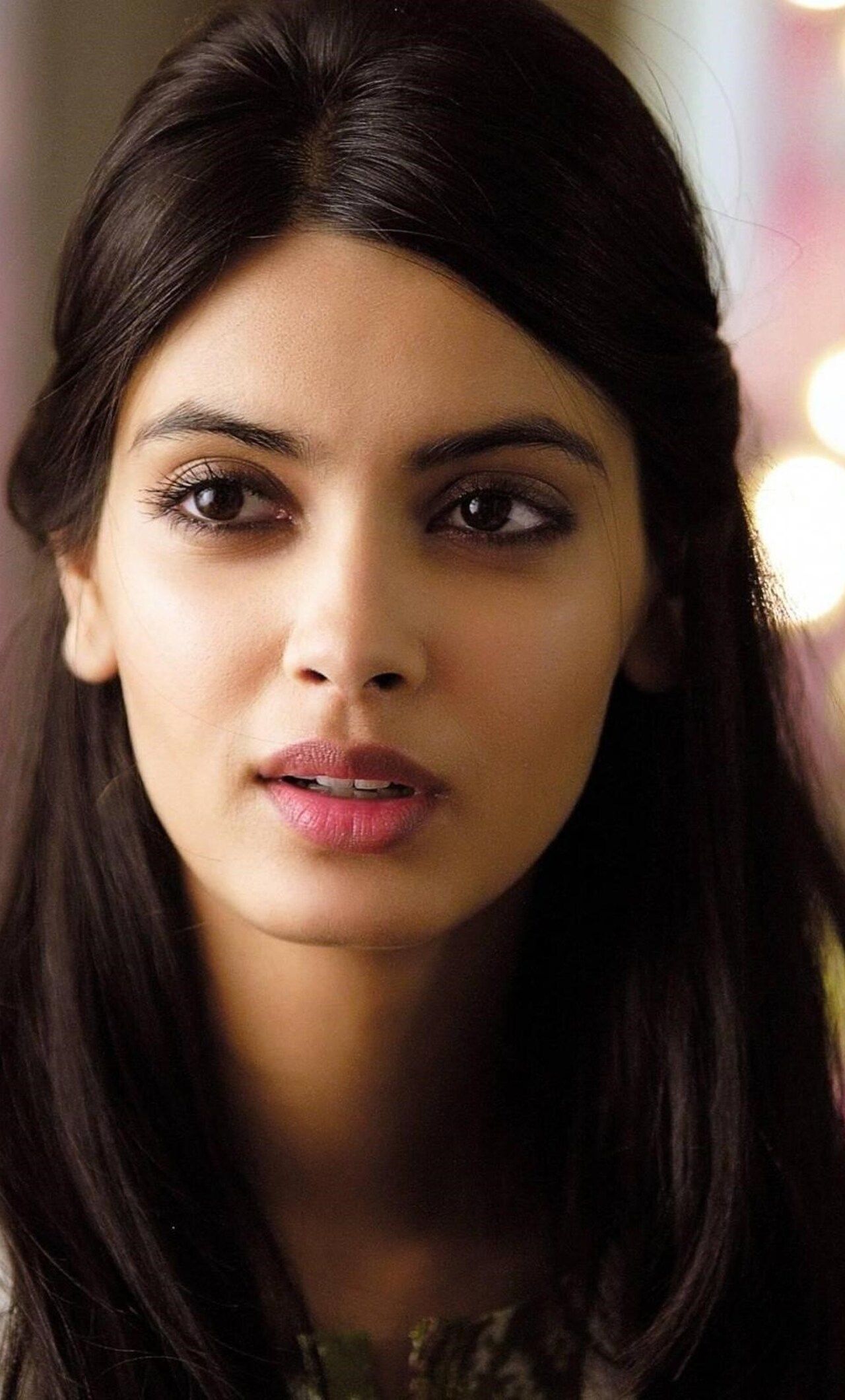 Diana Penty Wallpapers