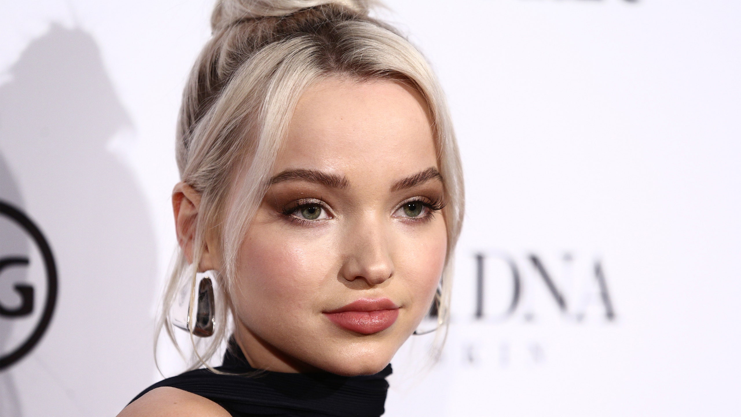 Dove Cameron 2018 Wallpapers