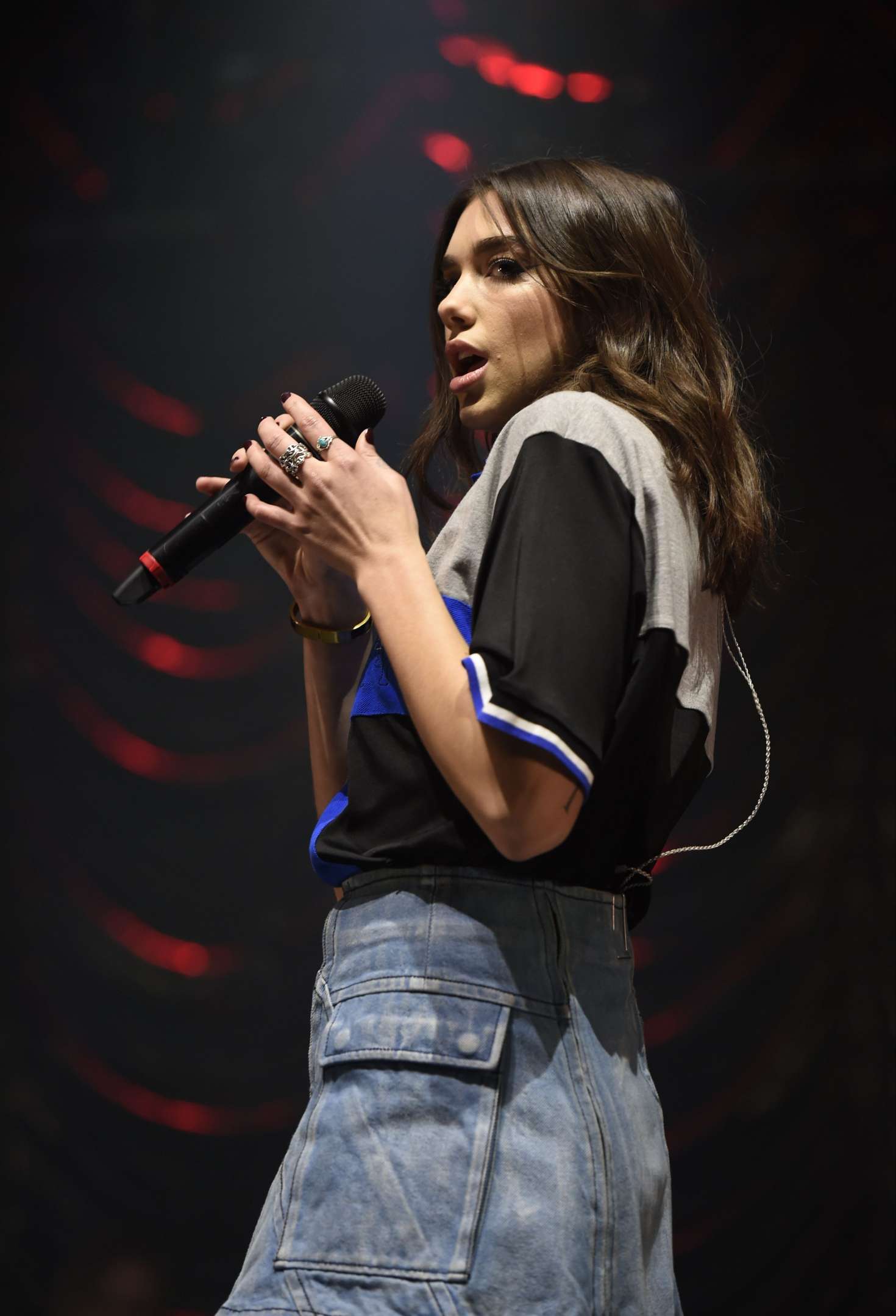 Dua Lipa Singer Wallpapers