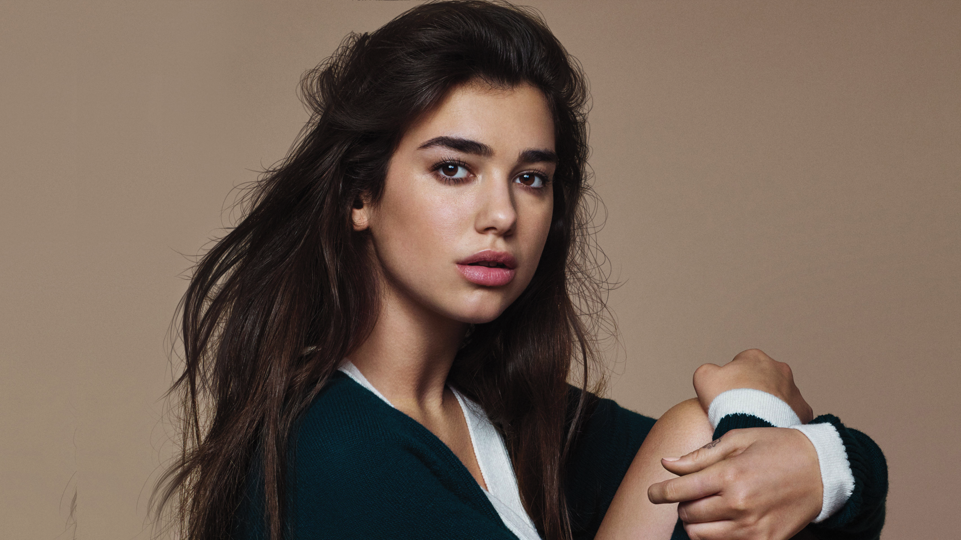 Dua Lipa Singer 2020 Wallpapers