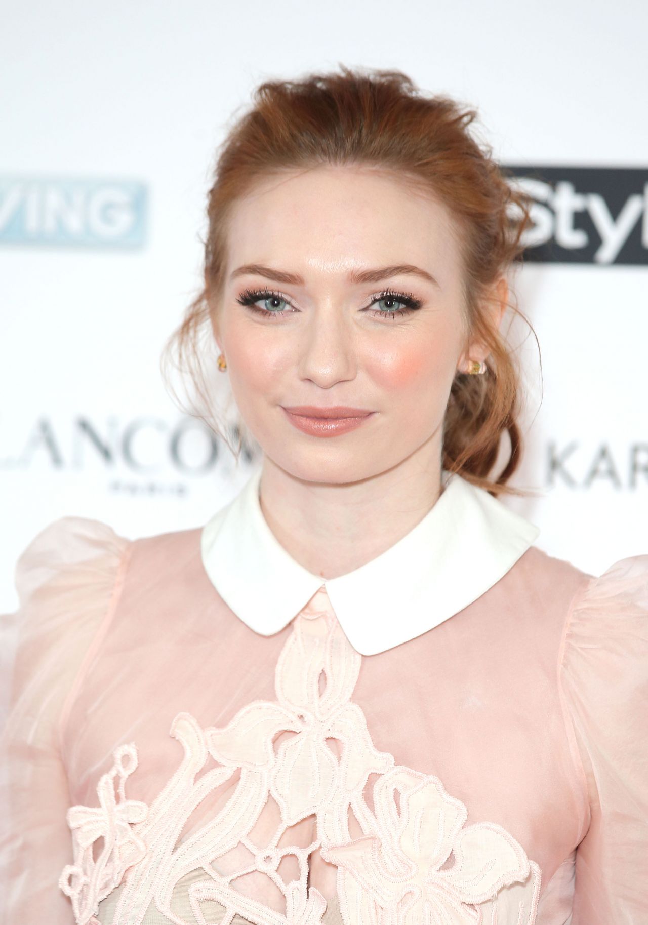 Eleanor Tomlinson Wallpapers