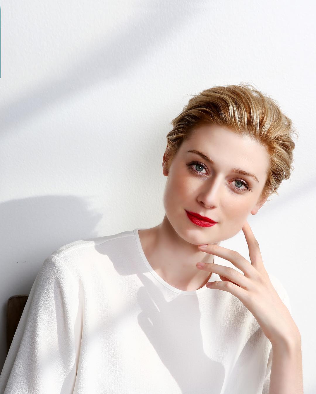 Elizabeth Debicki Latest Hot Photoshoot Wallpapers