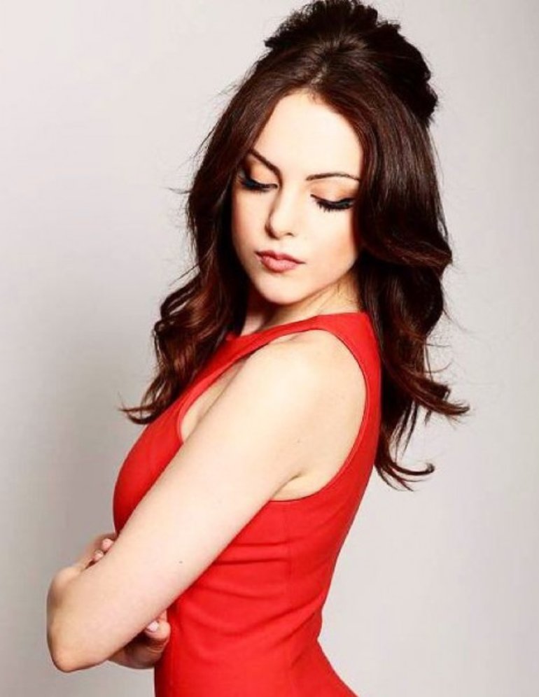 Elizabeth Gillies Close Up Wallpapers