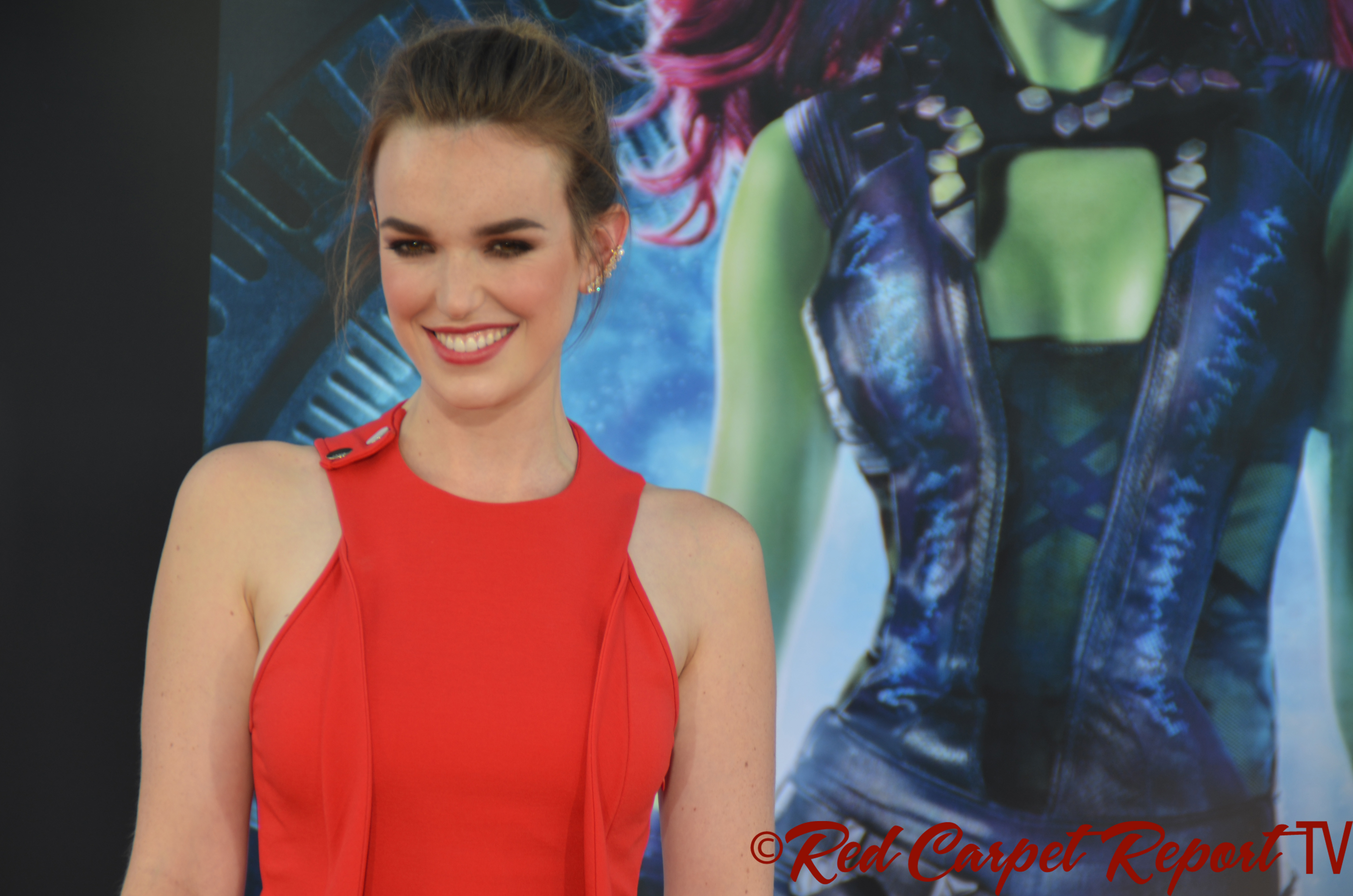 Elizabeth Henstridge 2018 Wallpapers