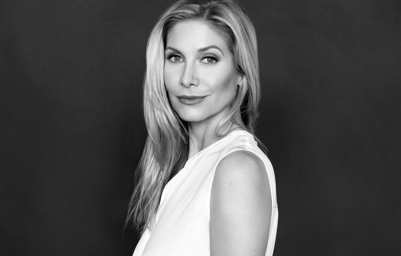 Elizabeth Mitchell Wallpapers