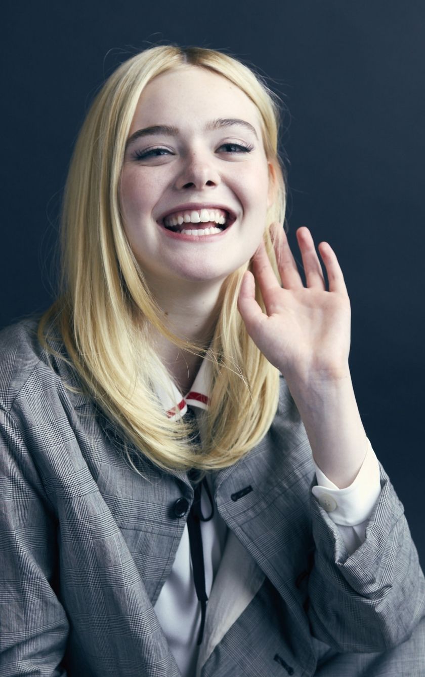 Elle Fanning Cute Photoshoot Wallpapers