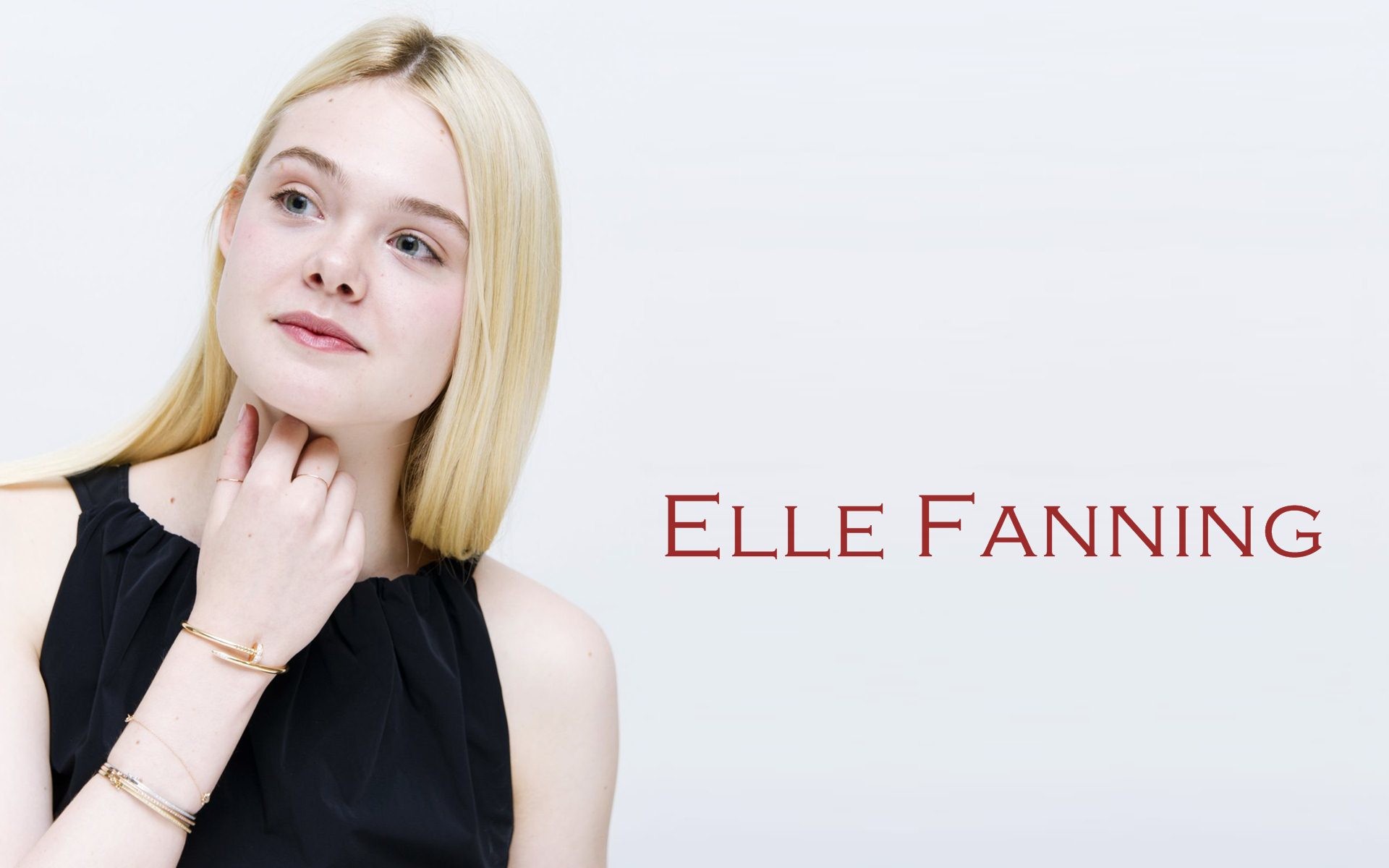 Elle Fanning Stunning Portrait Wallpapers