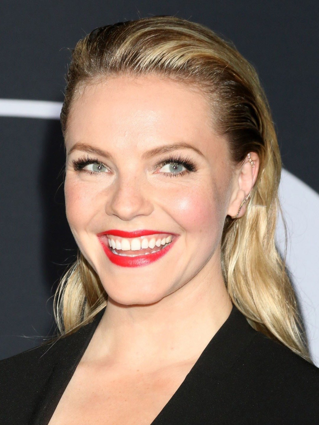 Eloise Mumford Wallpapers