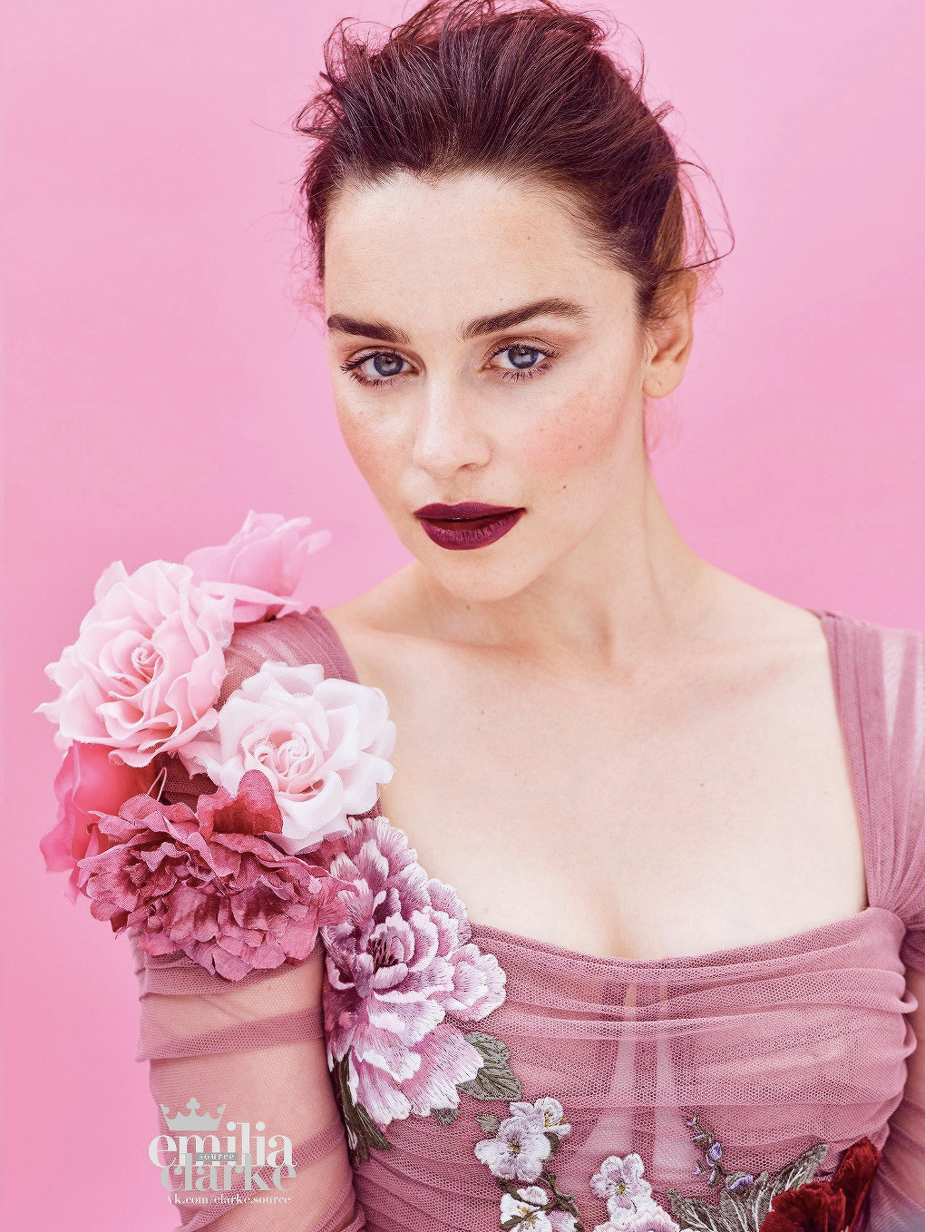 Emilia Clarke Harper Bazaar Photoshoot 2017 Wallpapers