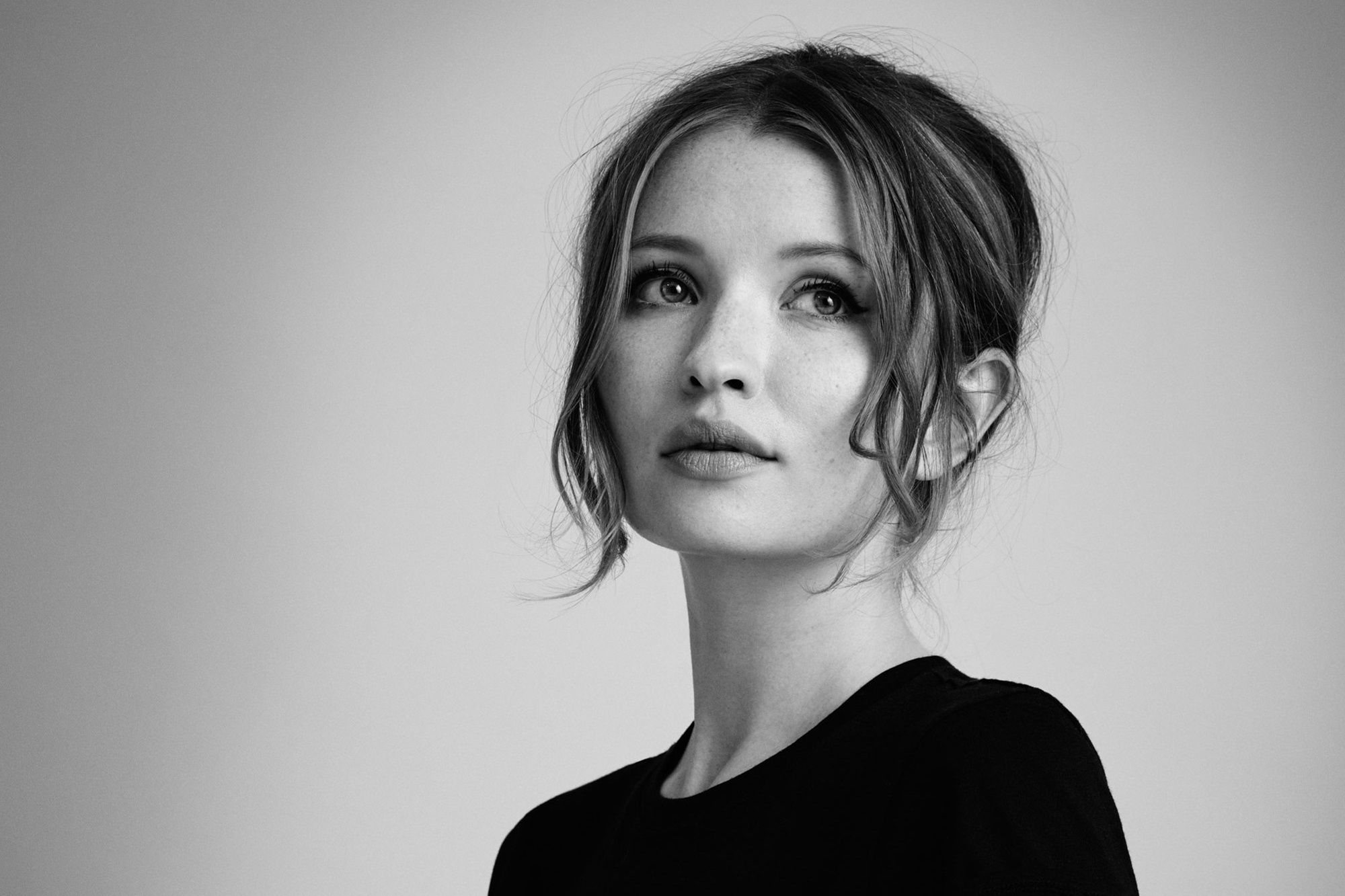 Emily Browning Wallpapers