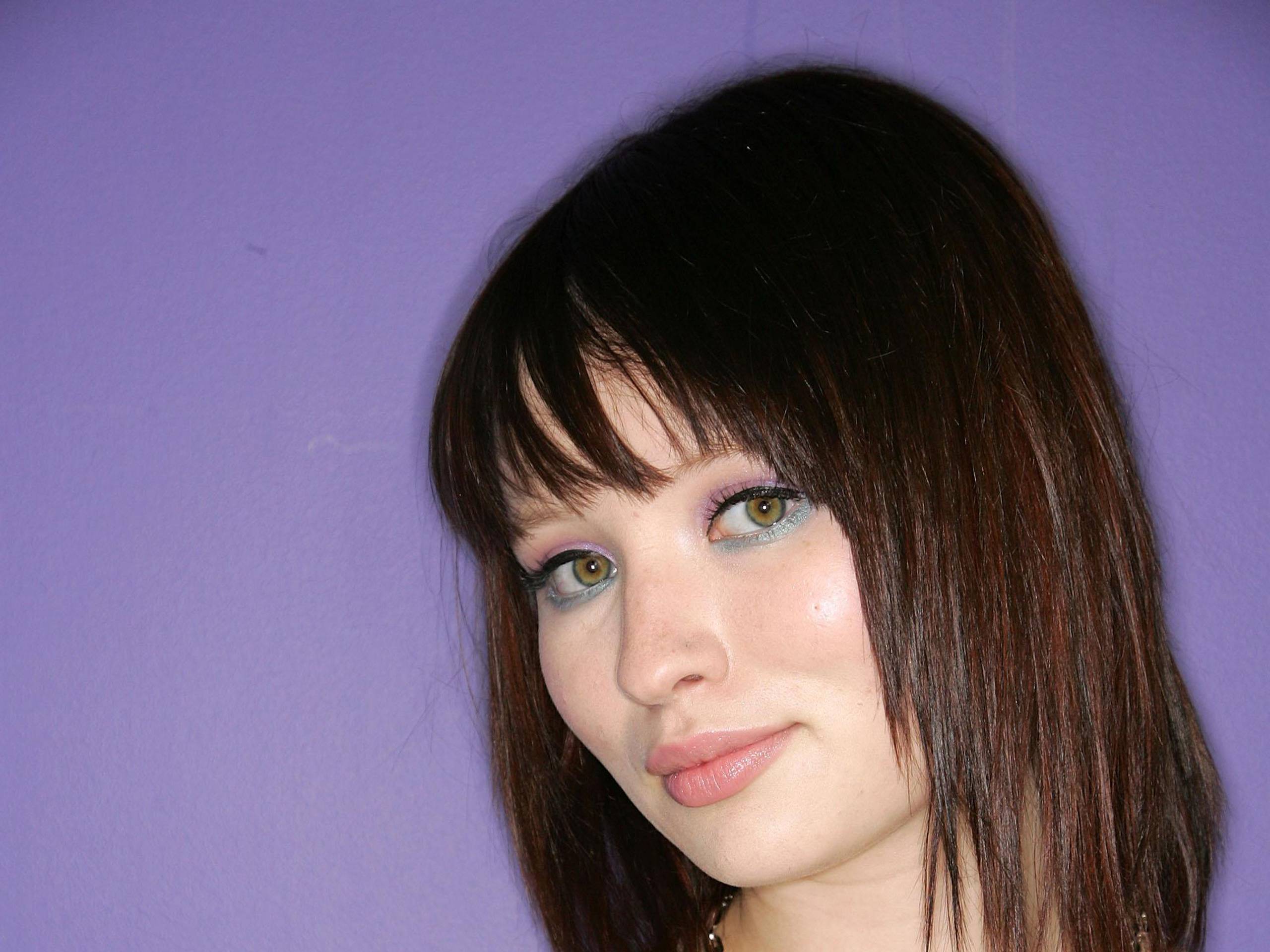 Emily Browning Wallpapers