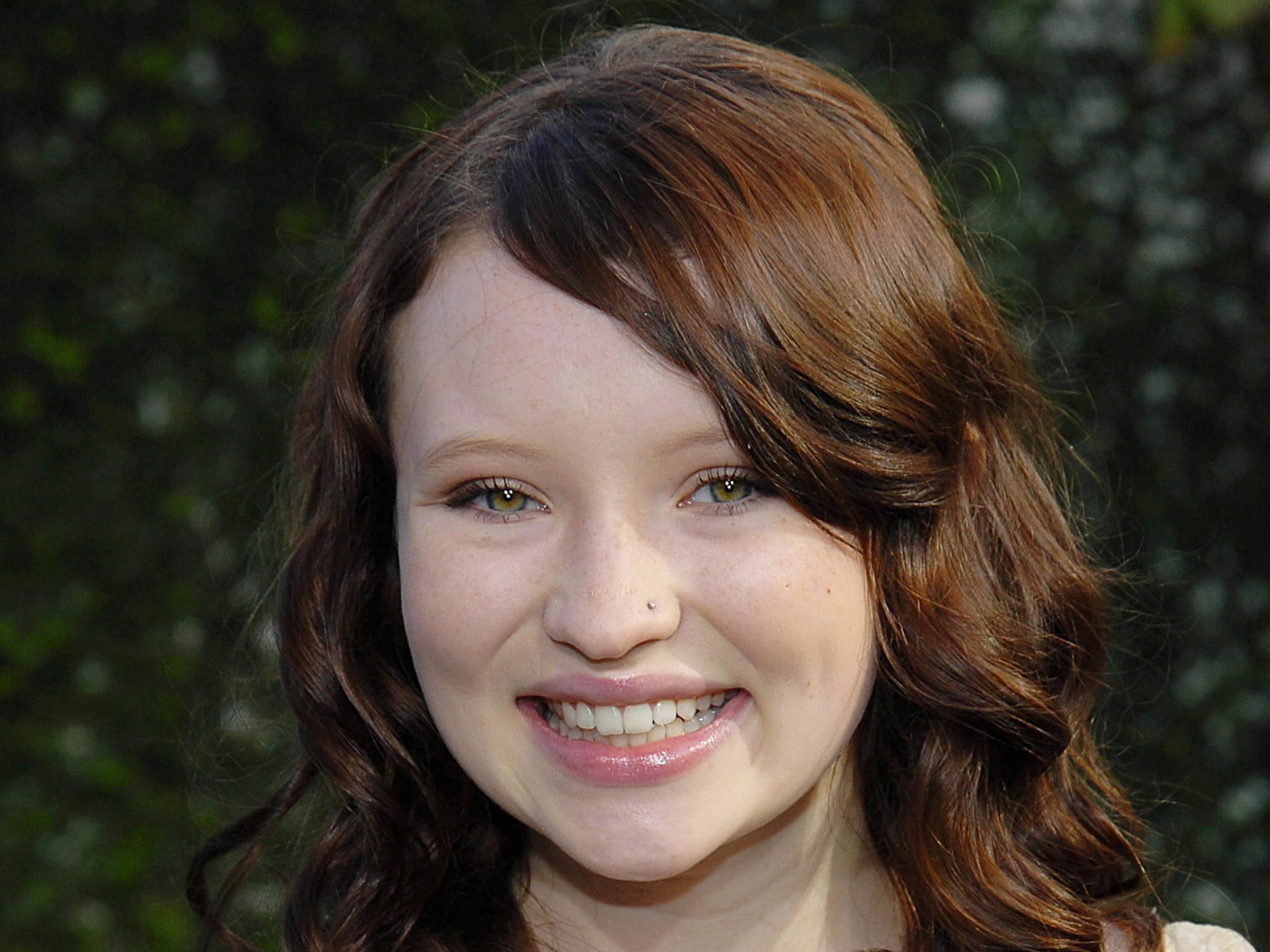 Emily Browning Wallpapers