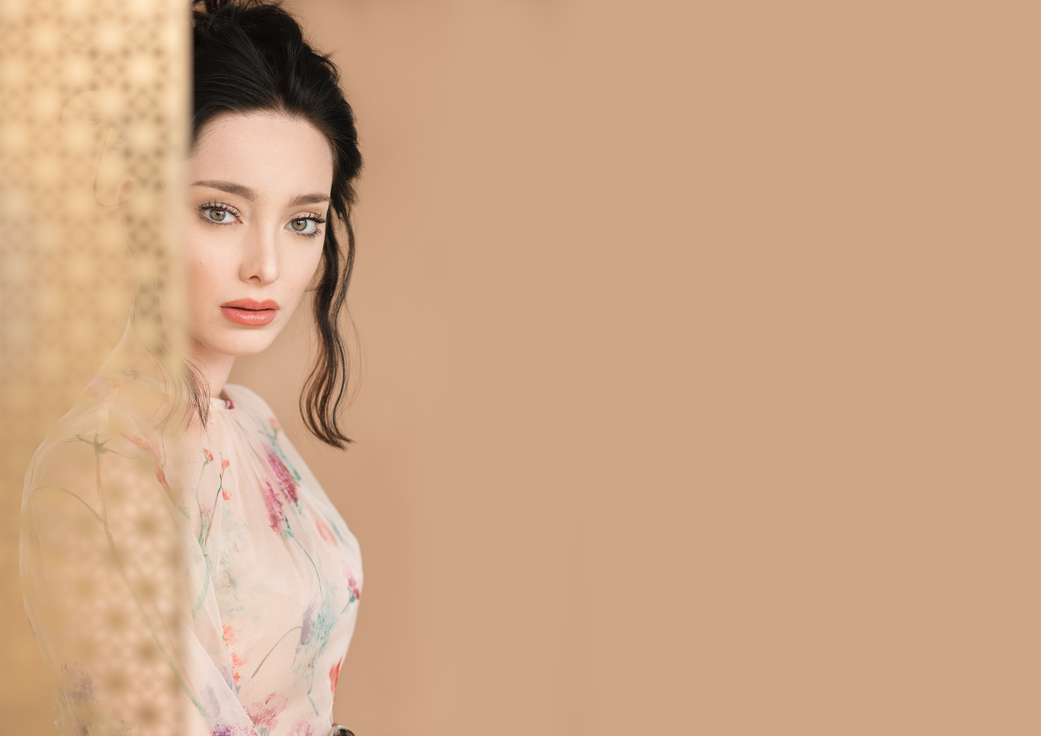 Emma Dumont Jacket Wallpapers