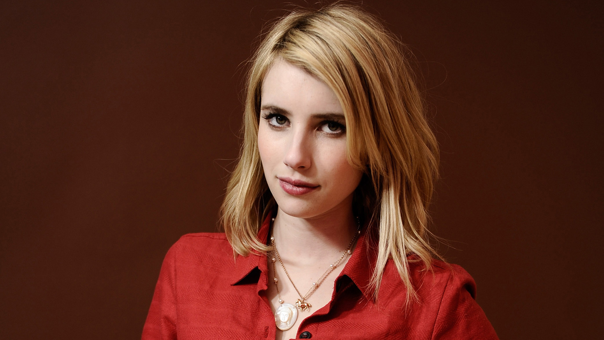 Emma Roberts Wallpapers