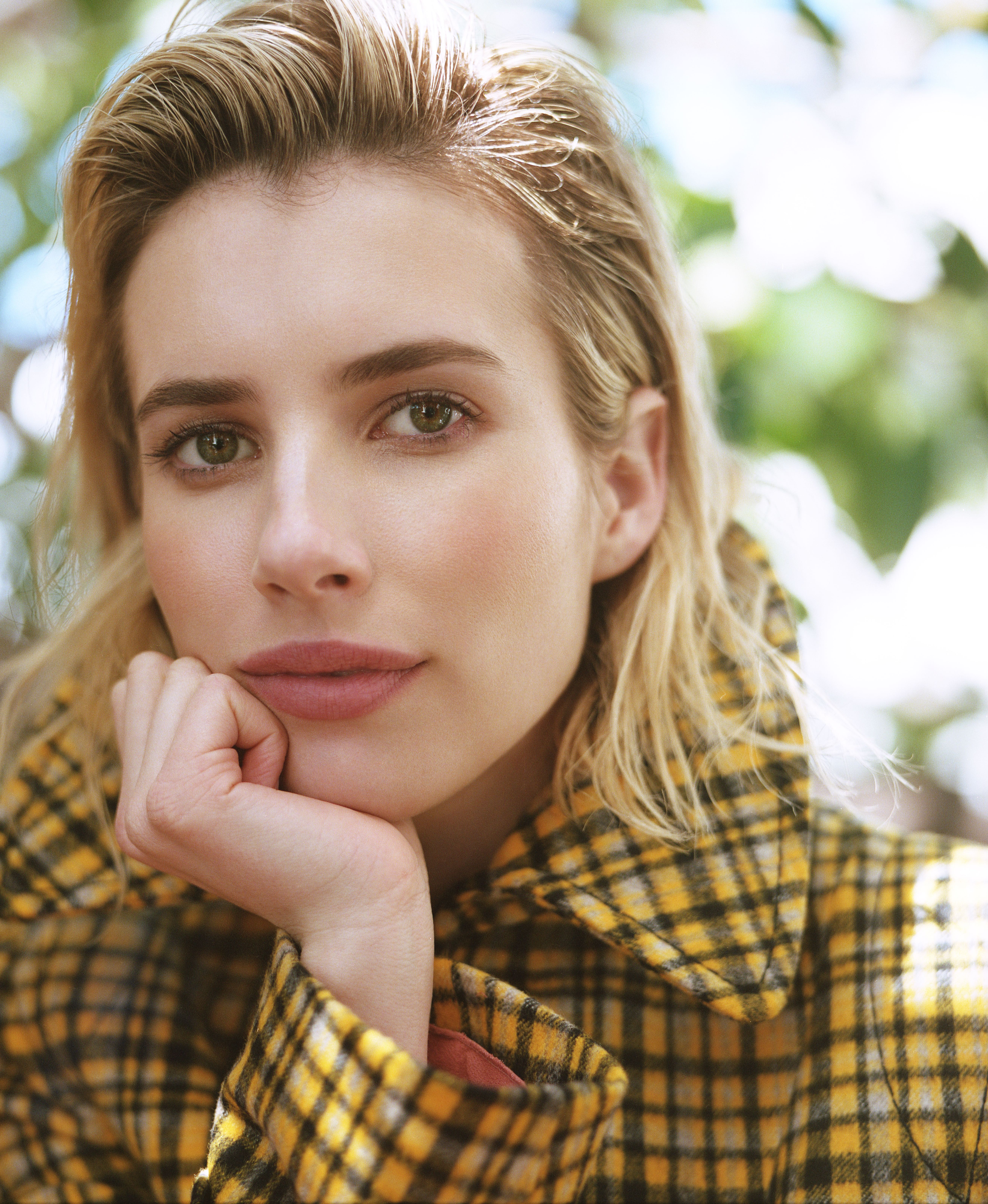 Emma Roberts Face 2019 Wallpapers