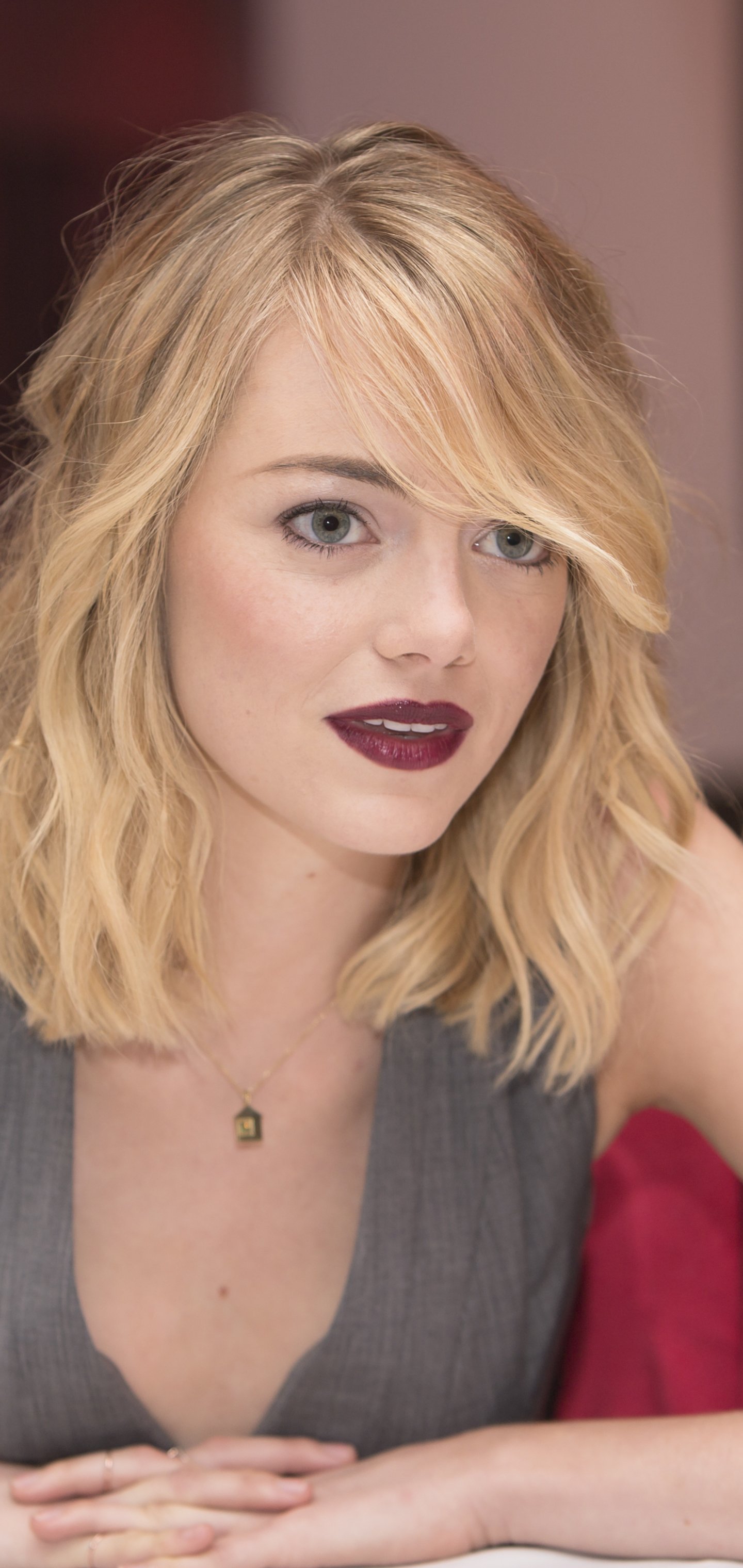 Emma Stone Blond American Actress Wallpapers