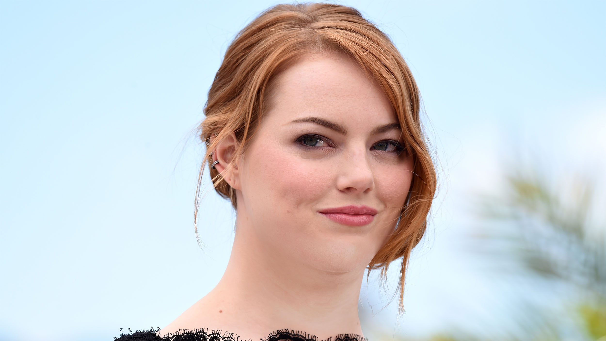 Emma Stone Blond American Actress Wallpapers