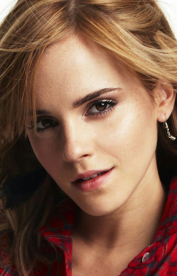 Emma Watson Brunette Photoshoot Wallpapers