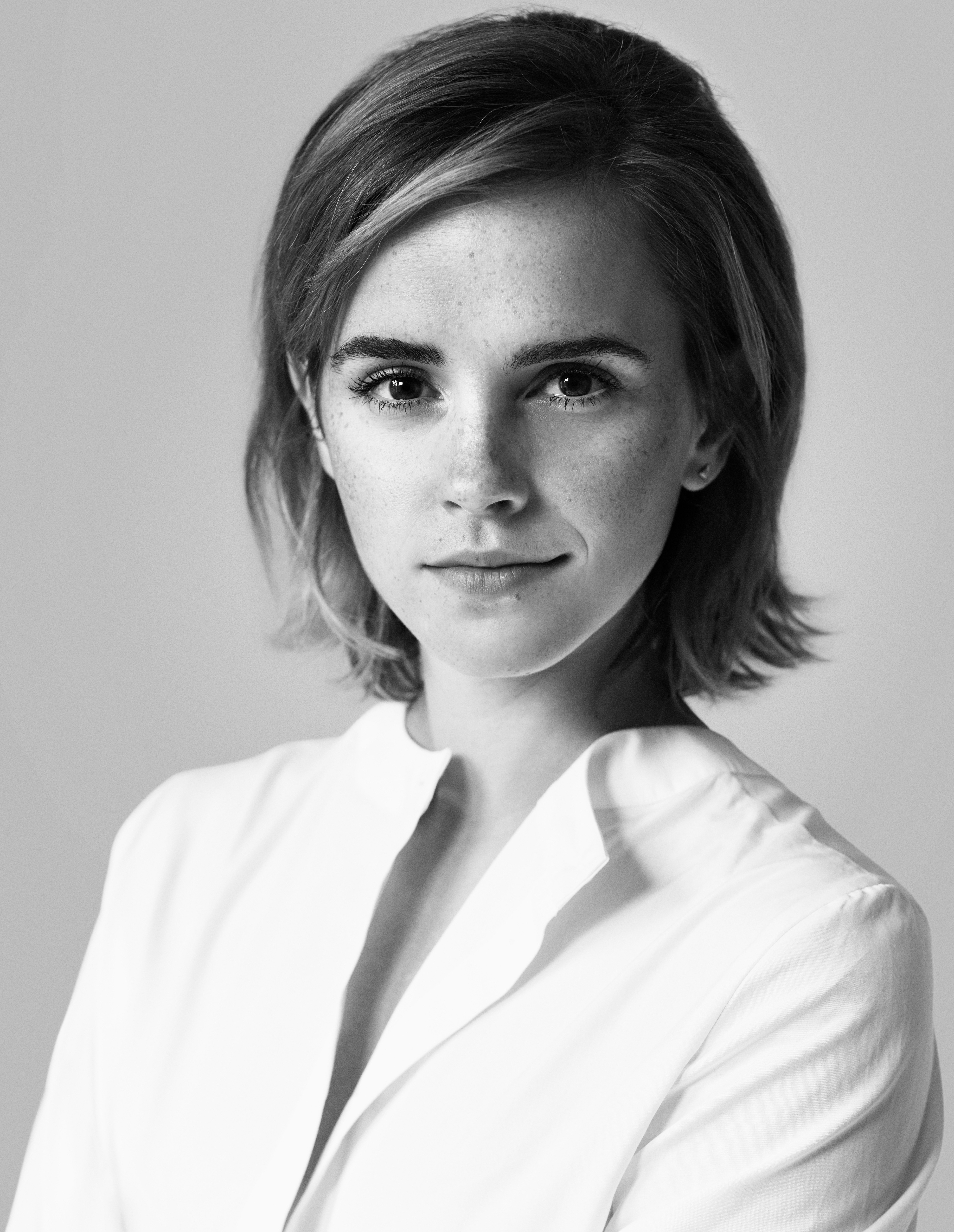 Emma Watson Monochrome Wallpapers