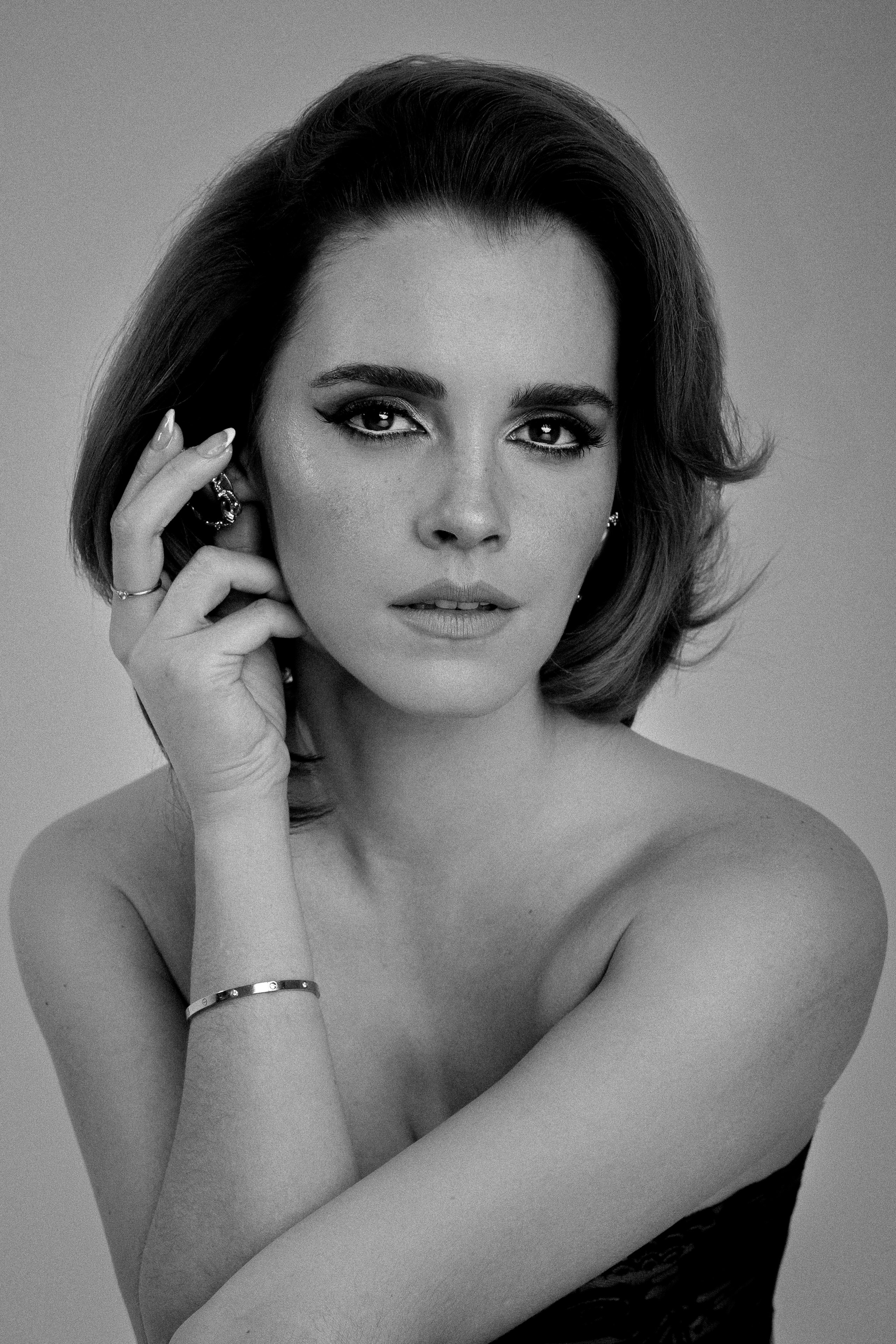 Emma Watson Monochrome Portrait Wallpapers