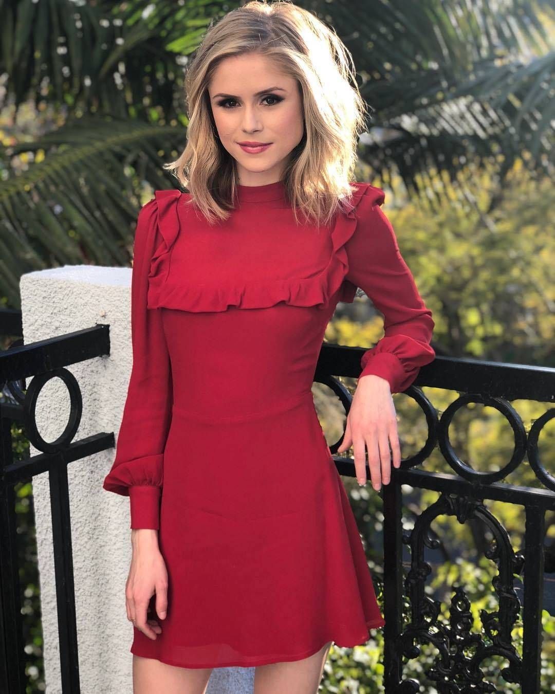 Erin Moriarty 2019 Wallpapers
