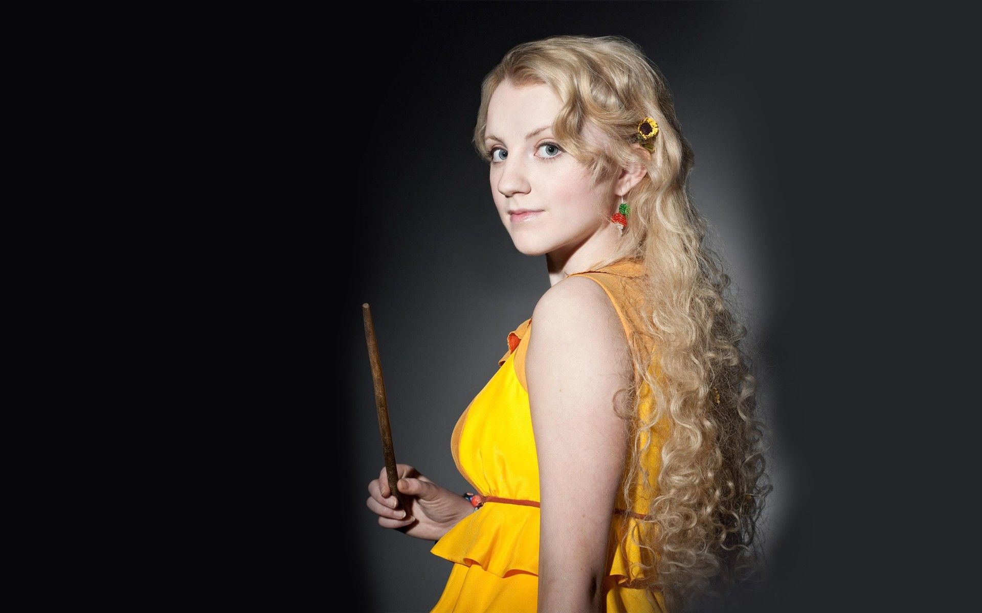 Evanna Lynch 4K Wallpapers