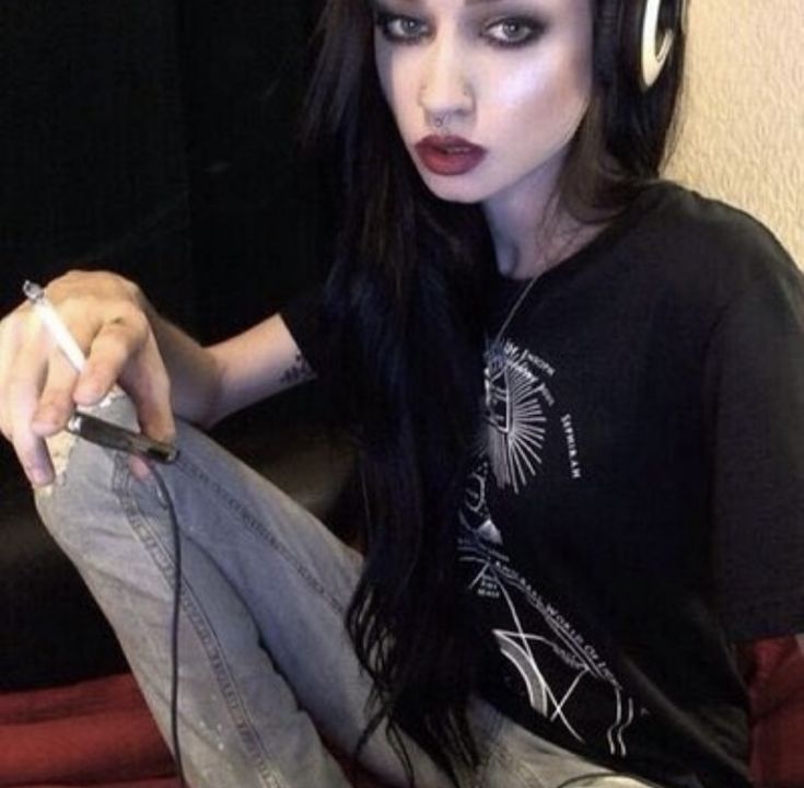 Felice Fawn Wallpapers