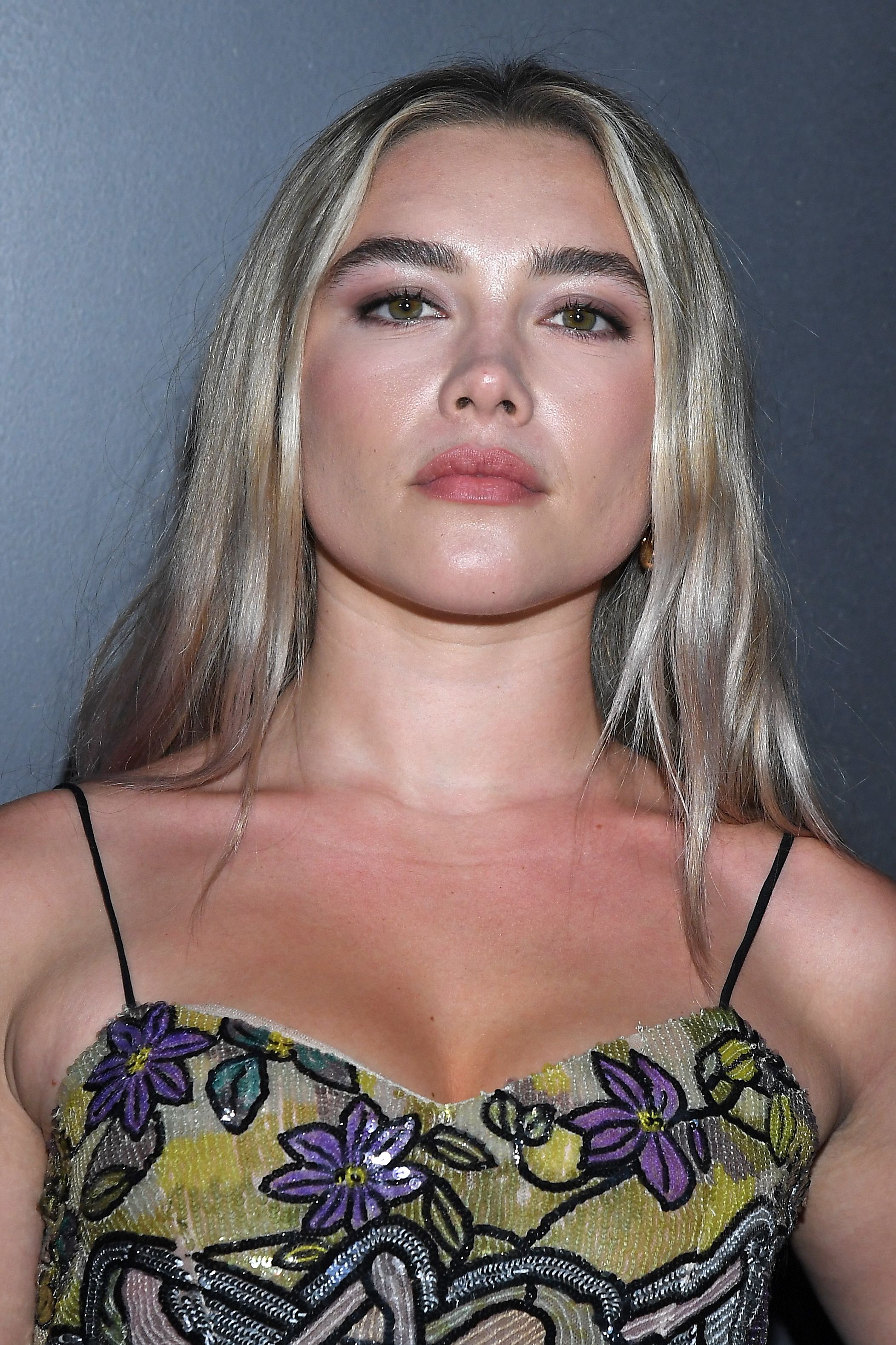 Florence Pugh Actress 2021 Wallpapers