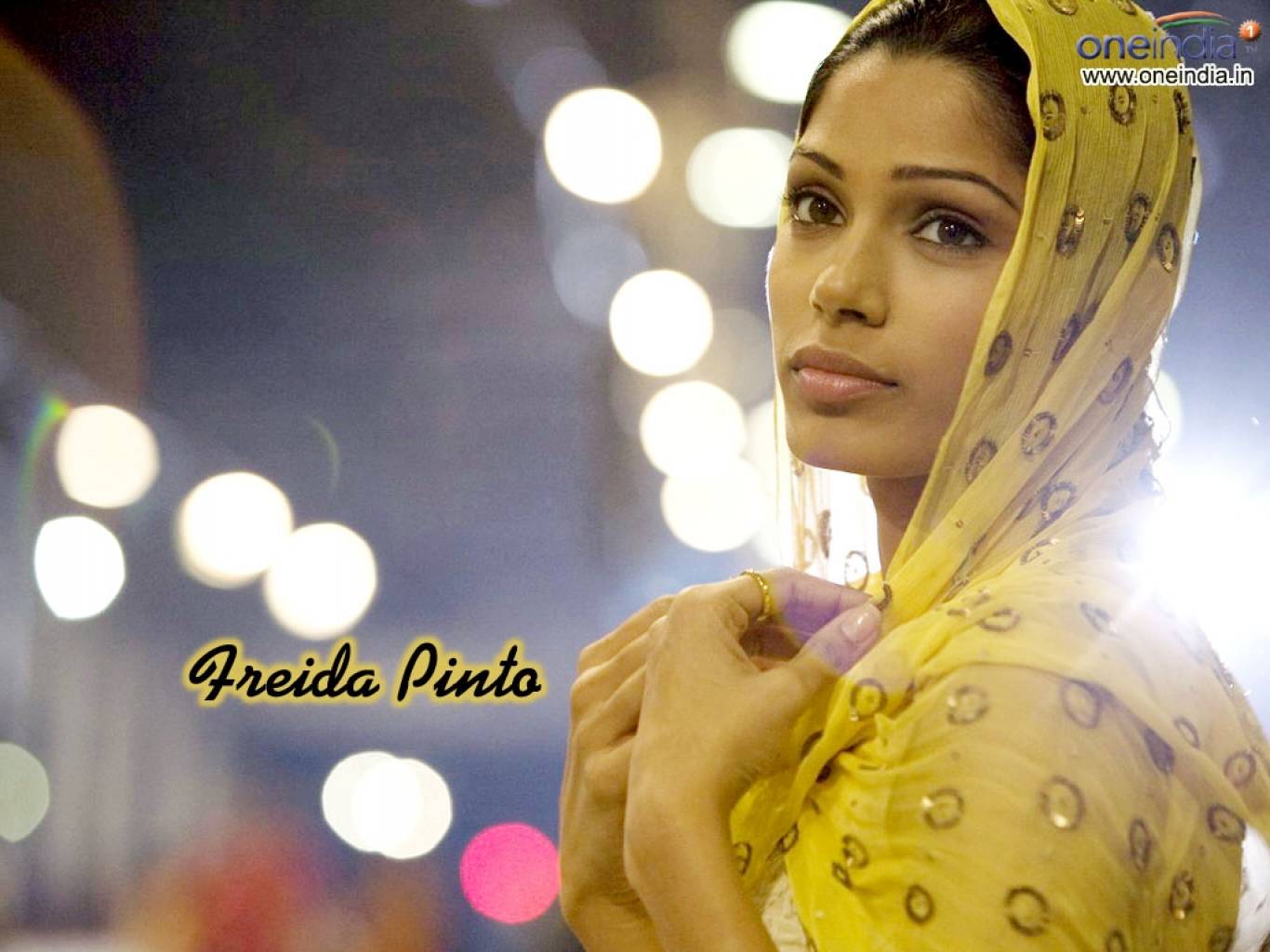 Freida Pinto Wallpapers