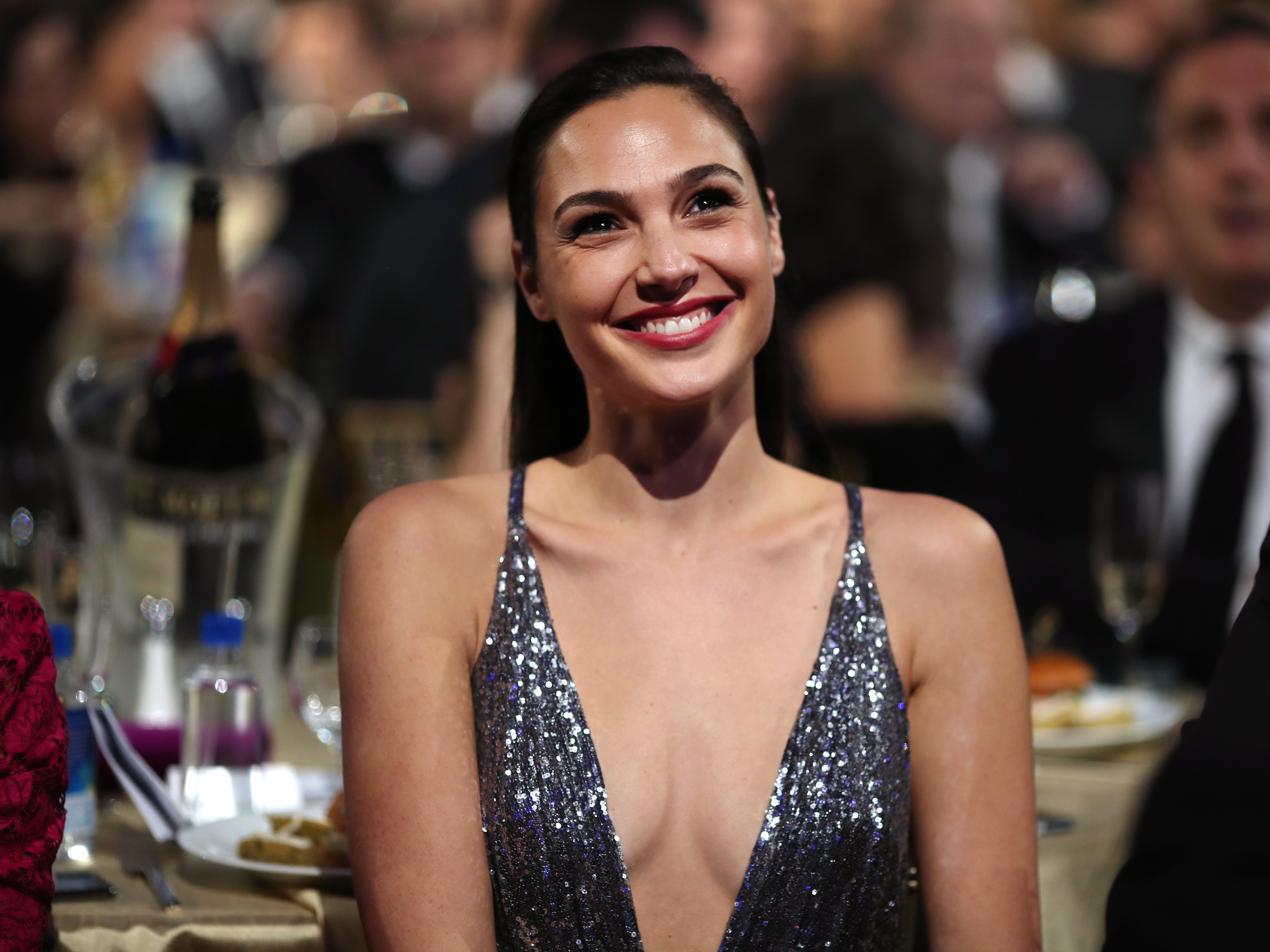 Gal Gadot Actress In Black Dress 2018 Wallpapers