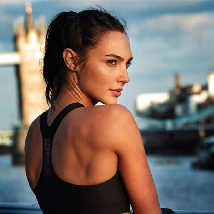 Gal Gadot Cute Work Out Photoshoot In Gym Wallpapers