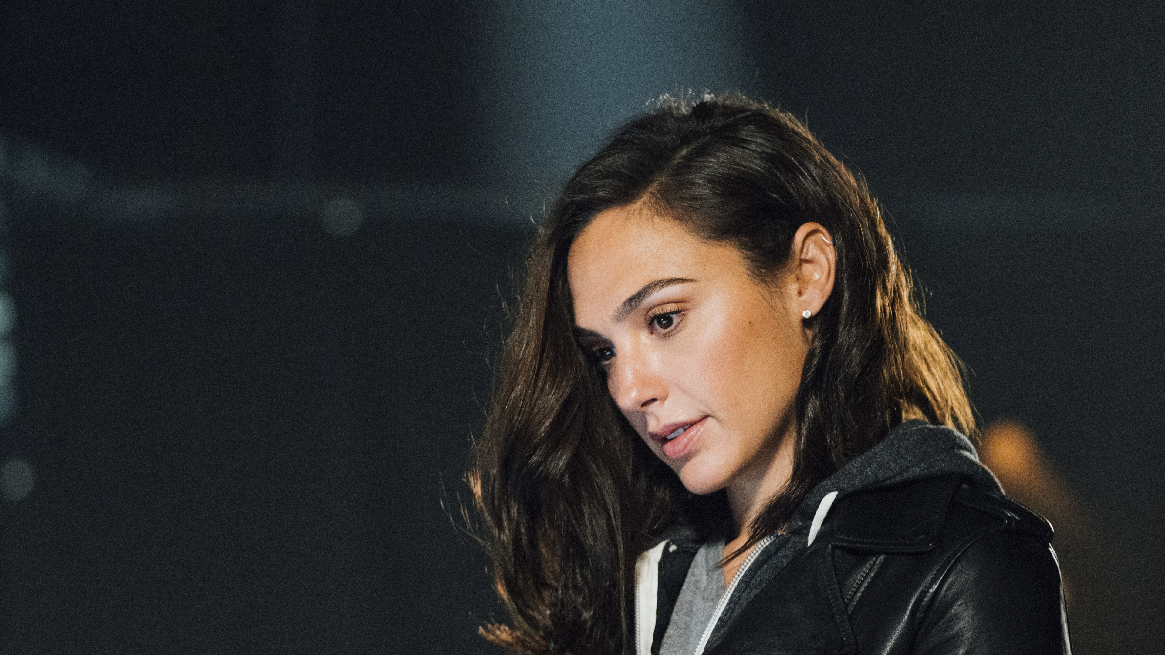 Gal Gadot For Reebok Wallpapers