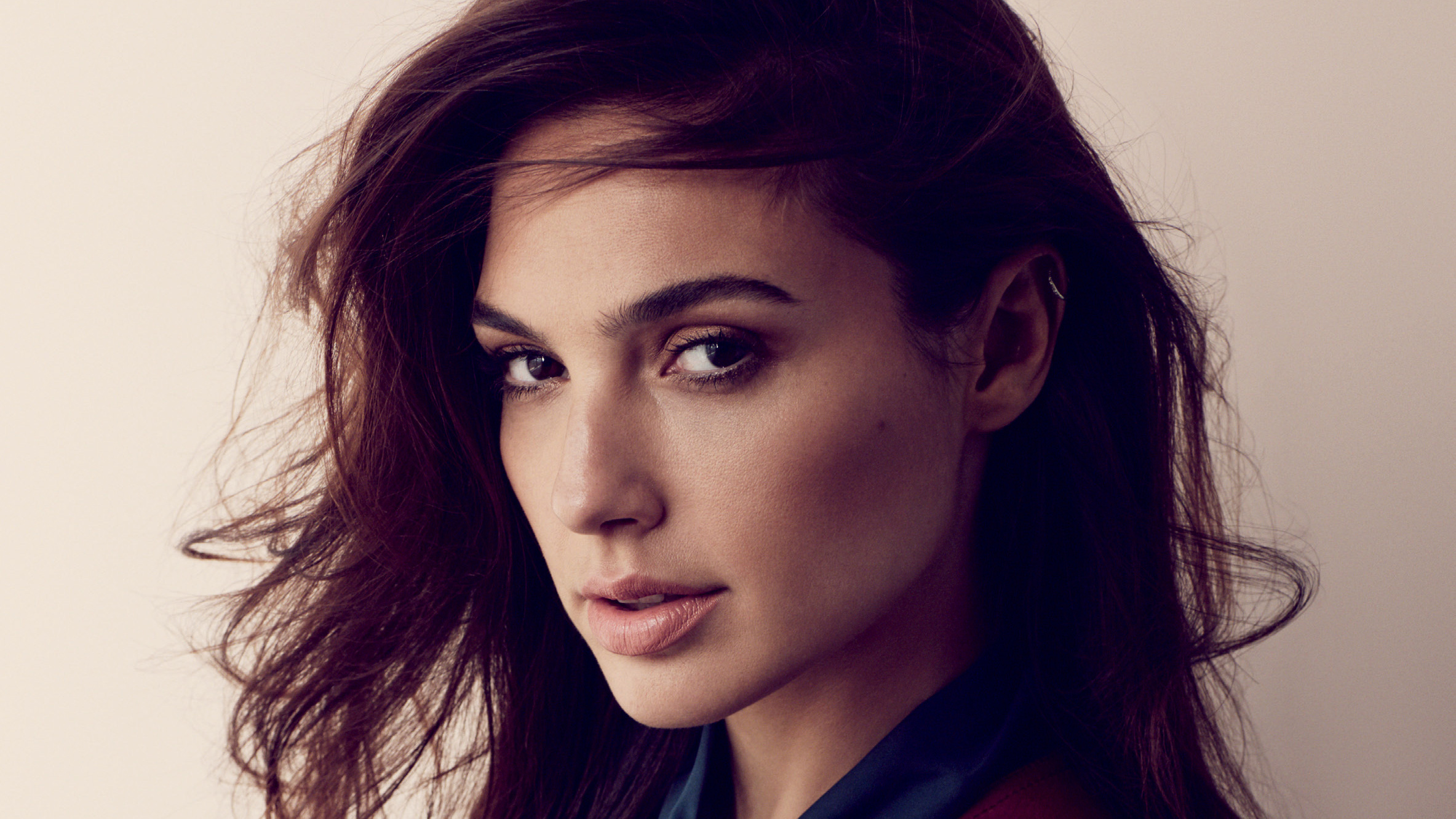 Gal Gadot HD Wallpapers