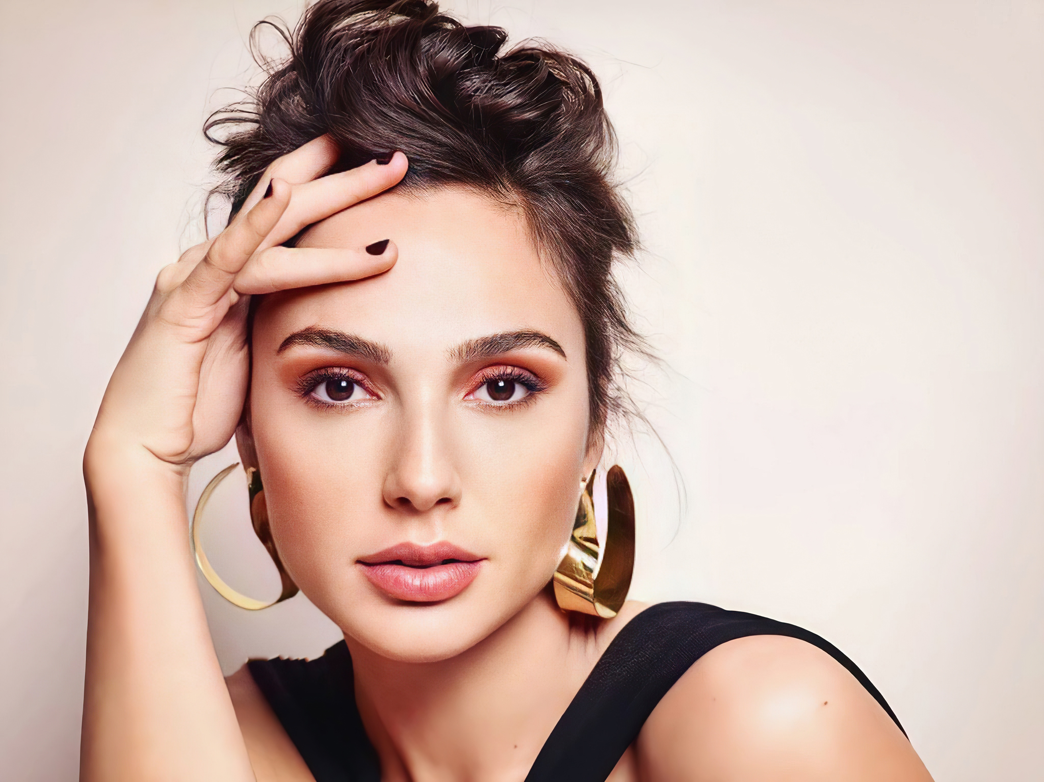 Gal Gadot Vogue 2020 Wallpapers