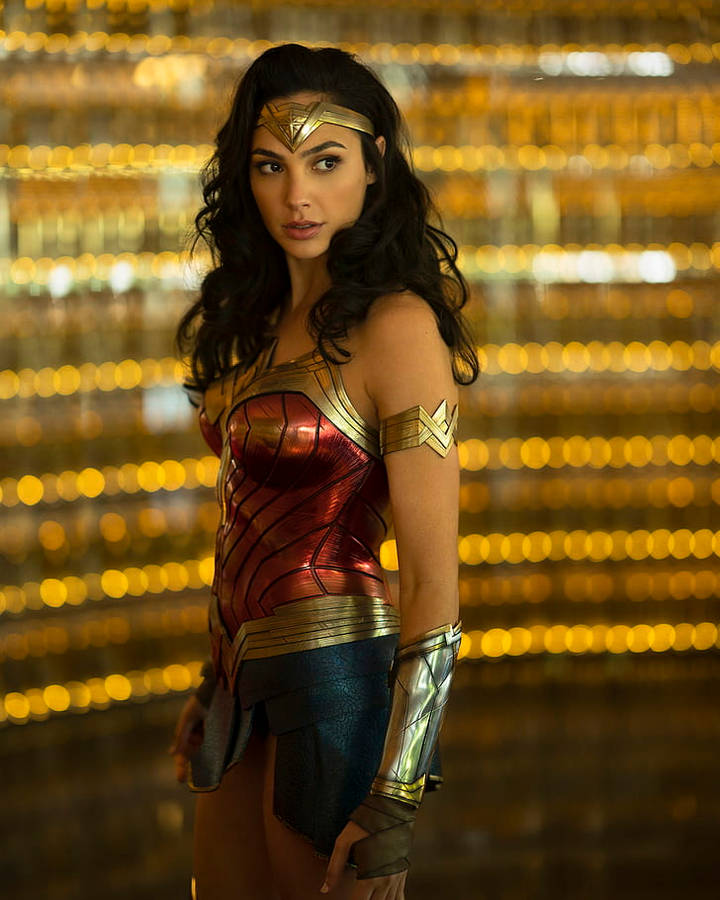 Gal Gadot Wonder Women Actress Wallpapers