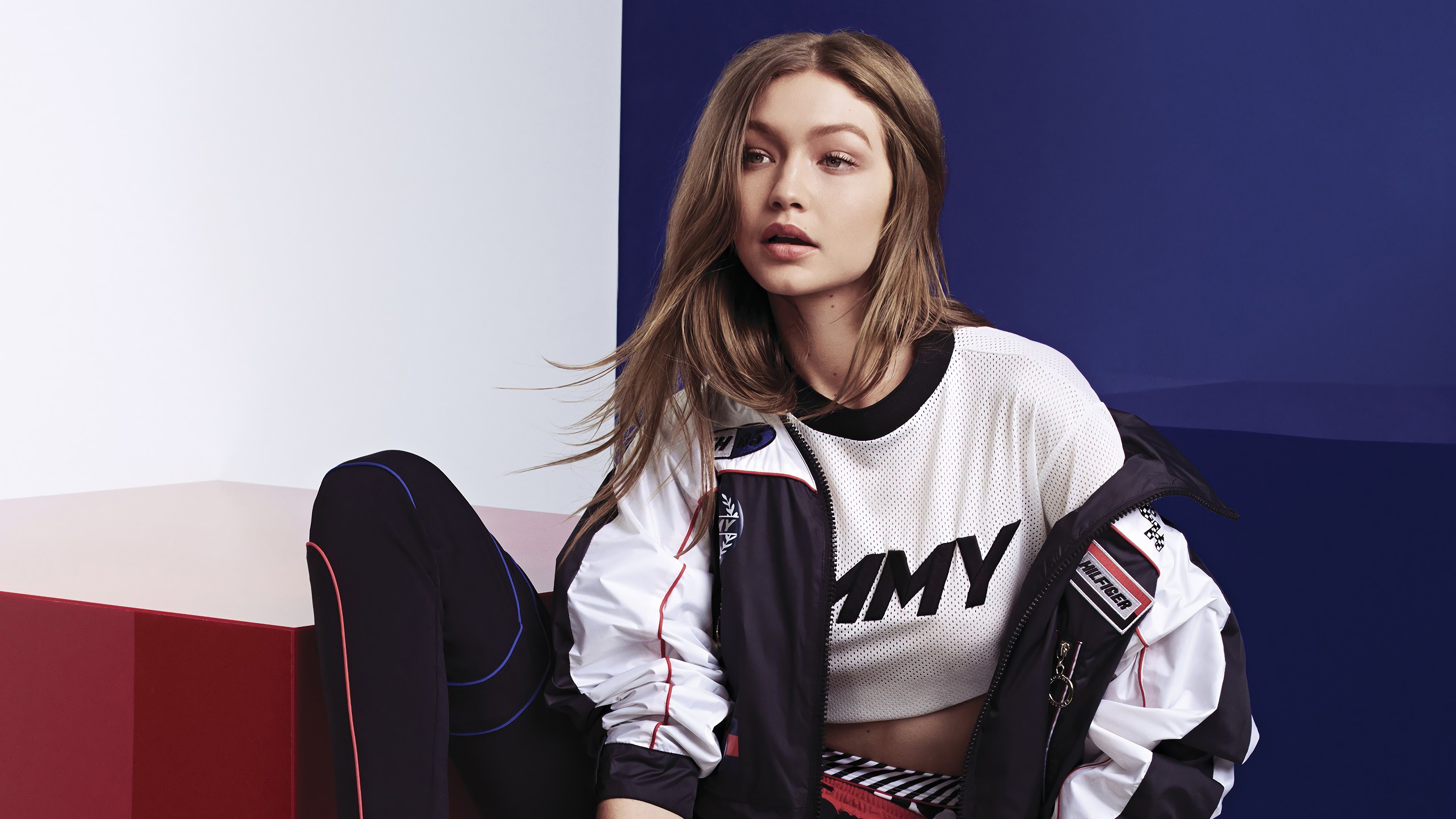 Gigi Hadid Model Wallpapers